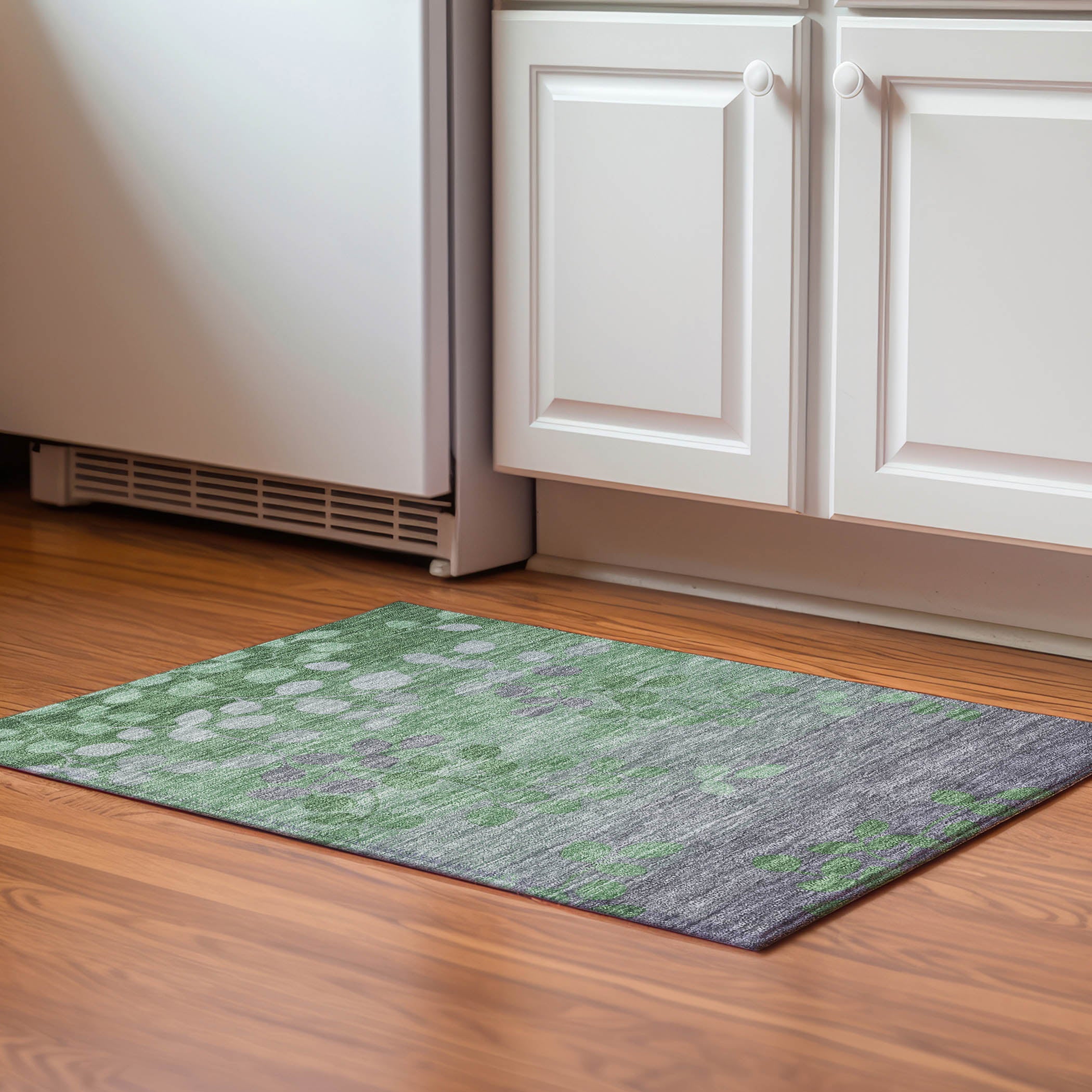 Dubrovnik Machine Washable Transitional Green Rug 1'8" x 2'6" #shape_Rectangle