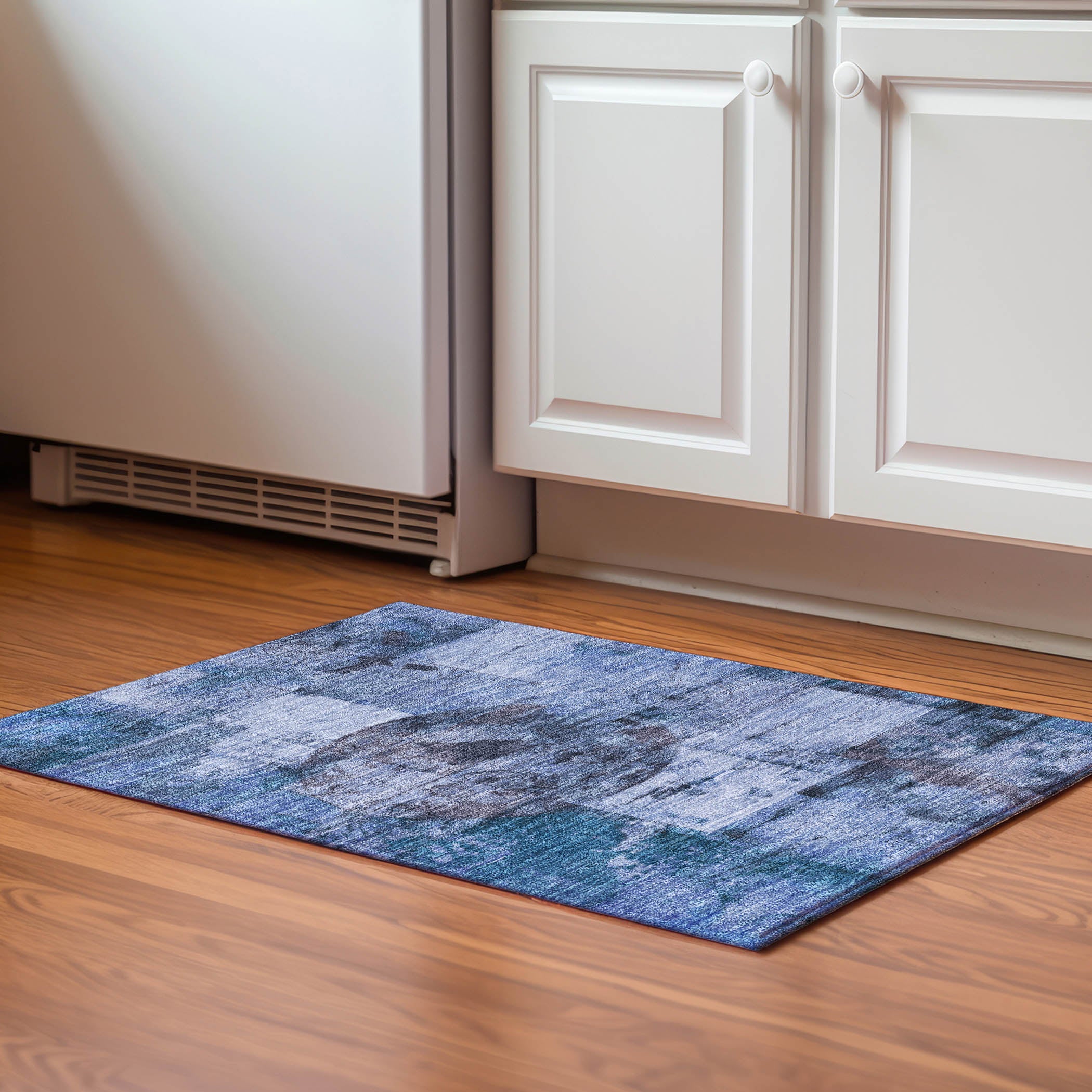Vienna Machine Washable Transitional Blue Rug 1'8" x 2'6" #shape_Rectangle