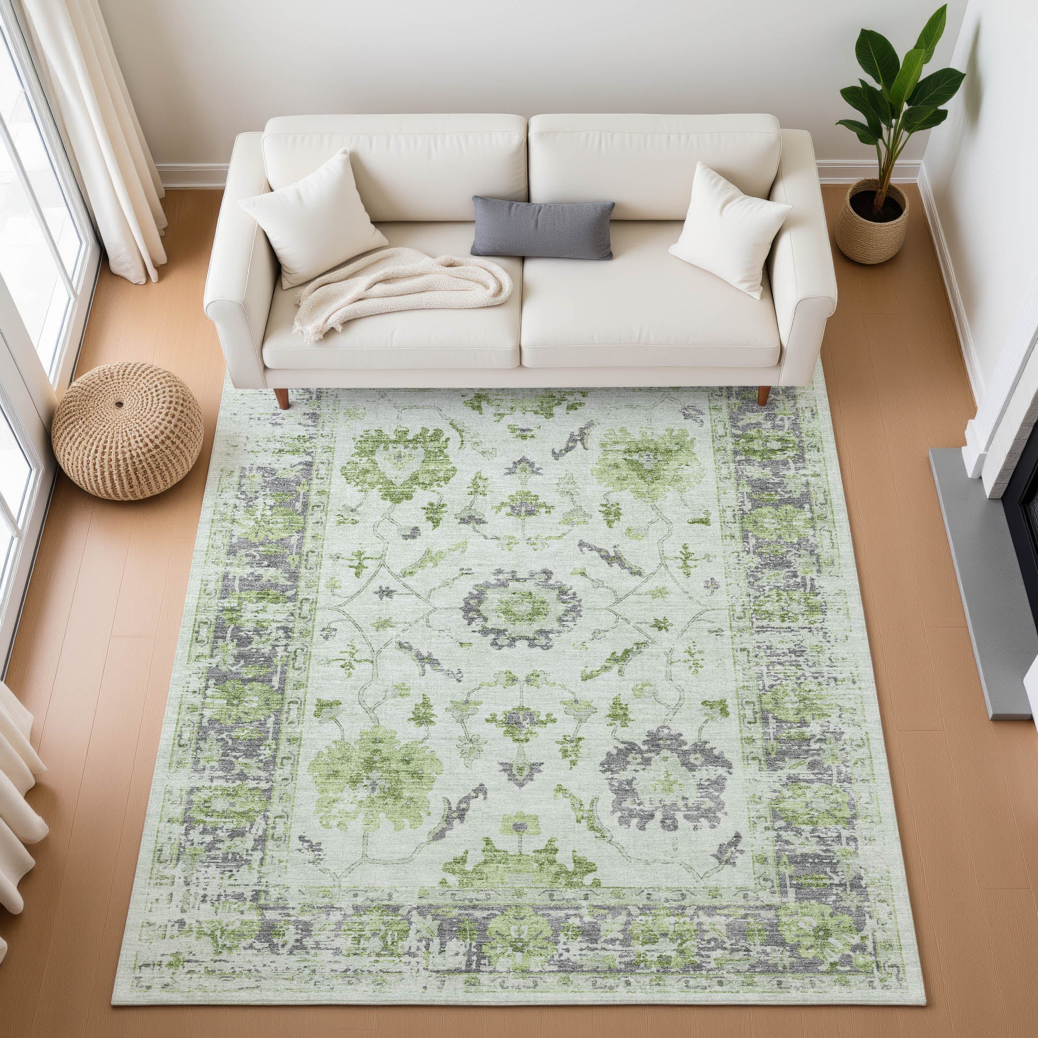 Oaxaca Machine Washable Traditional Mint Green Rug 2'6" x 3'10" #shape_Rectangle