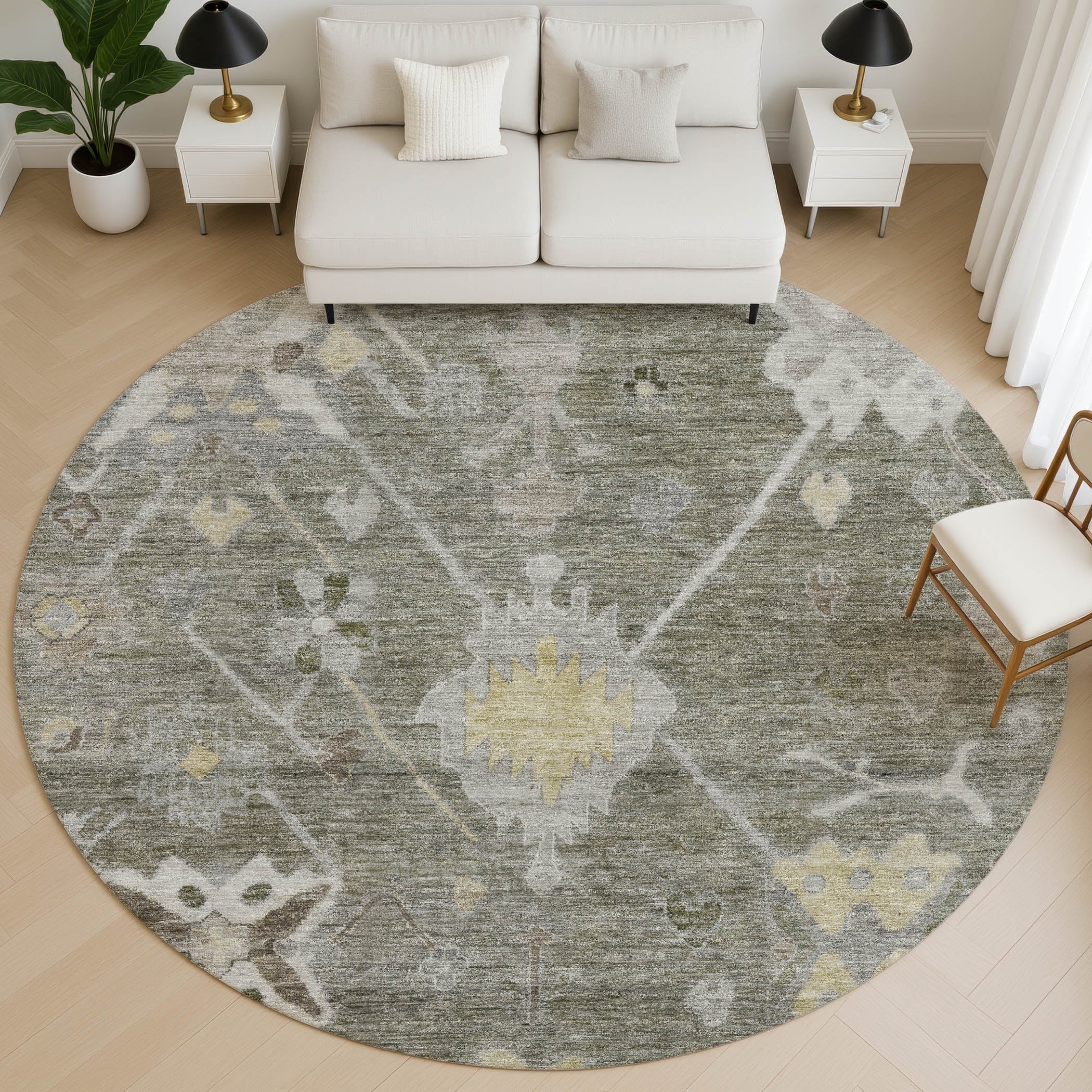Colombo Machine Washable Traditional Pewter Gray Rug 8' x 8' #shape_Round