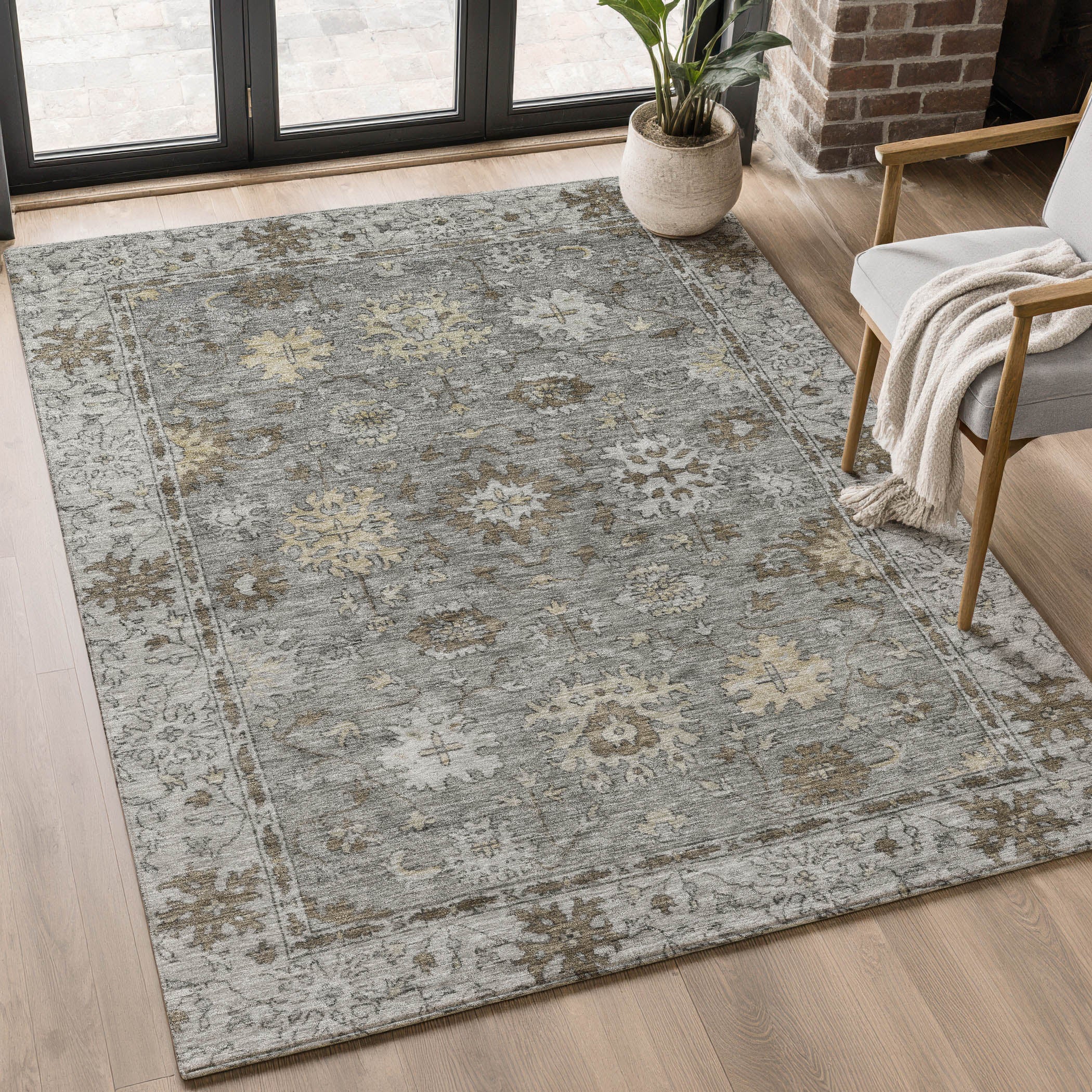 Split Machine Washable Traditional Pewter Gray Rug 2'6" x 3'10" #shape_Rectangle