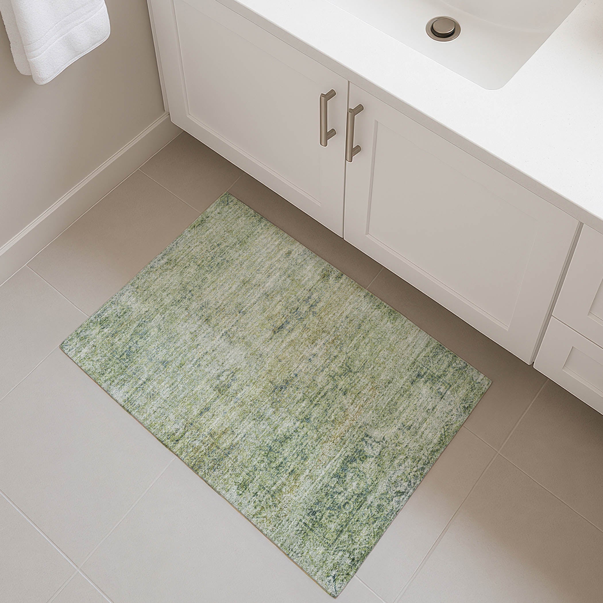 Dubrovnik Machine Washable Traditional Aloe Green Rug 1'8" x 2'6" #shape_Rectangle