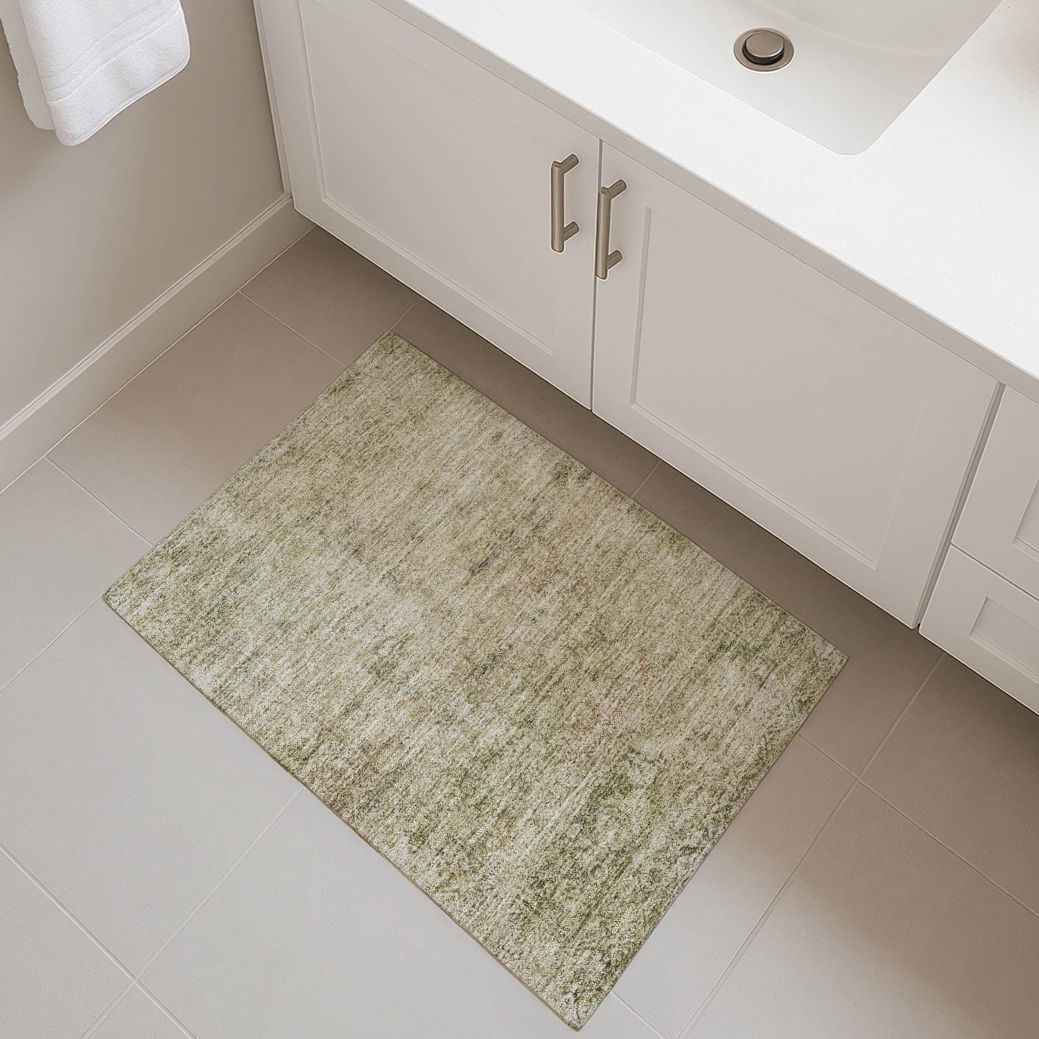 Dubrovnik Machine Washable Traditional Sage Green Rug 1'8" x 2'6" #shape_Rectangle