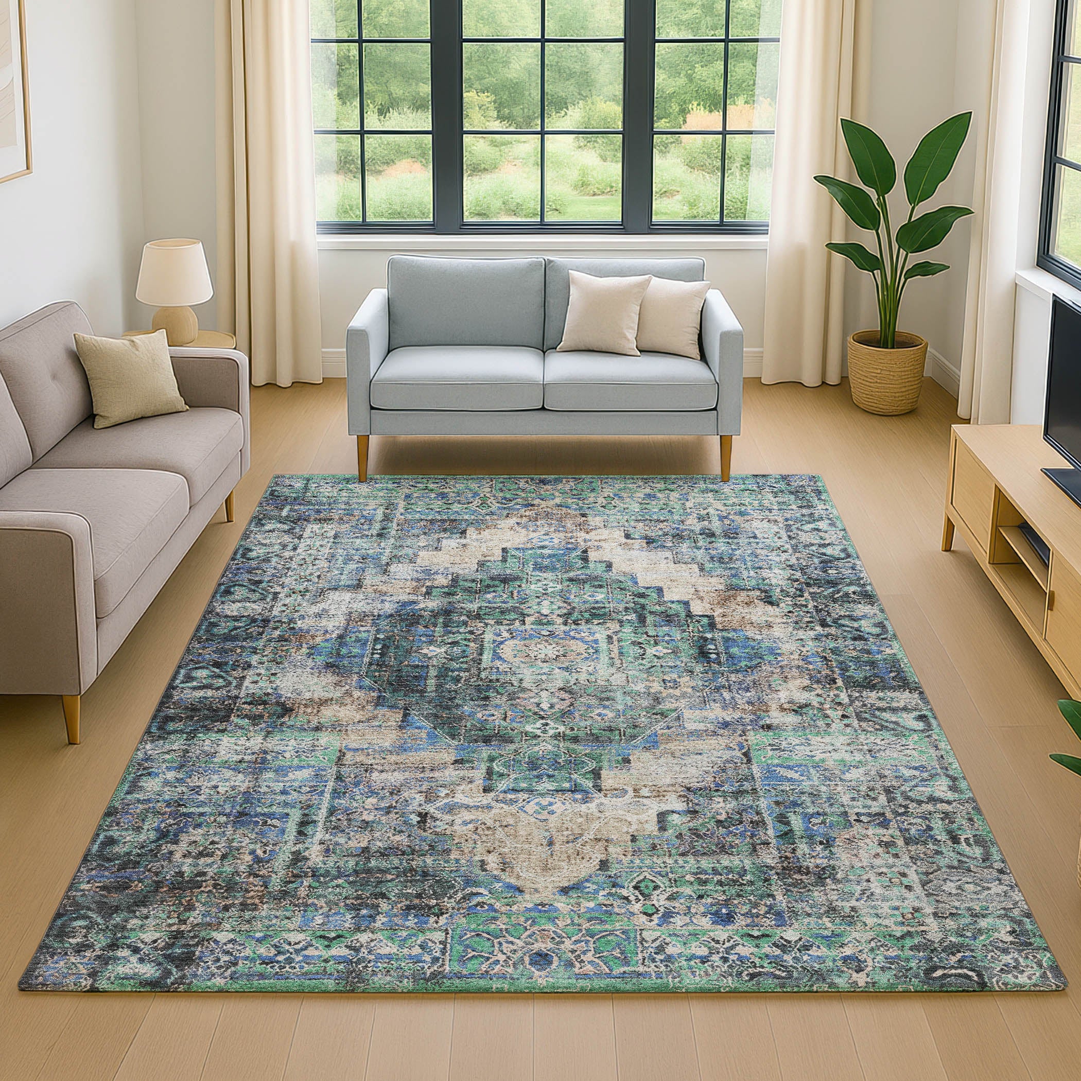 Hoi An Machine Washable Traditional Green Rug 2'6" x 3'10" #shape_Rectangle