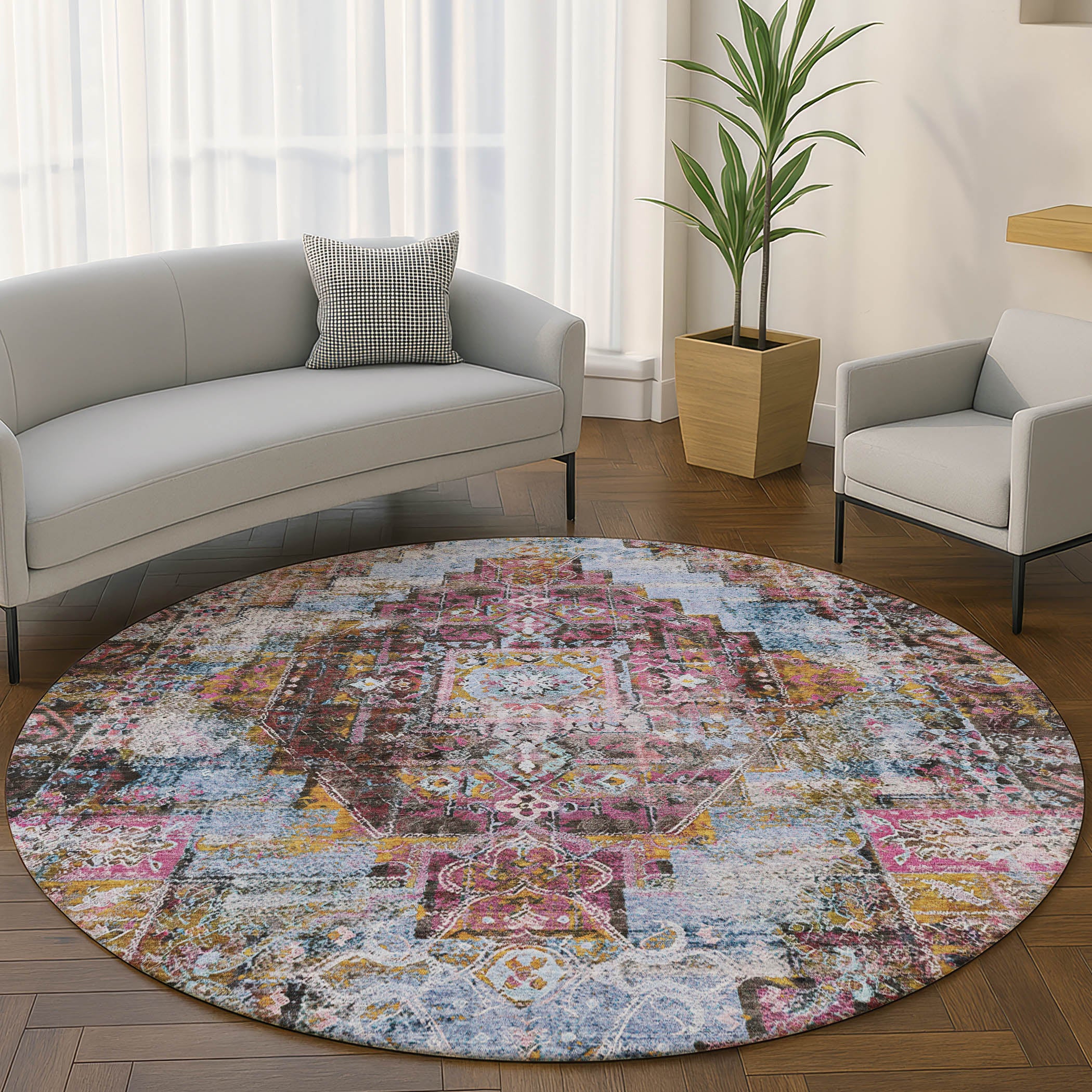 Hoi An Machine Washable Traditional Pink Rug 8' x 8' #shape_Round