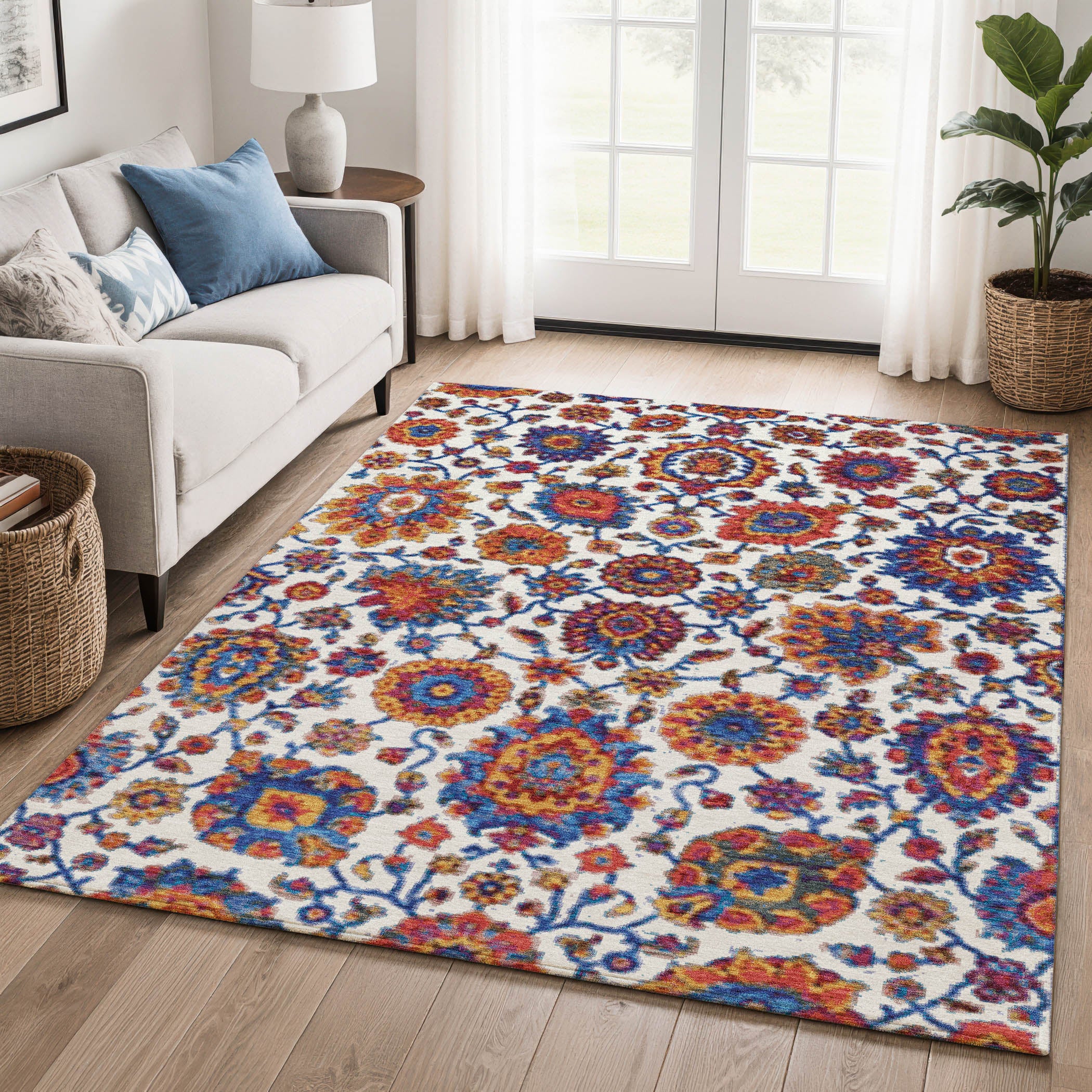 Seoul Machine Washable Traditional Red Rug 2'6" x 3'10" #shape_Rectangle