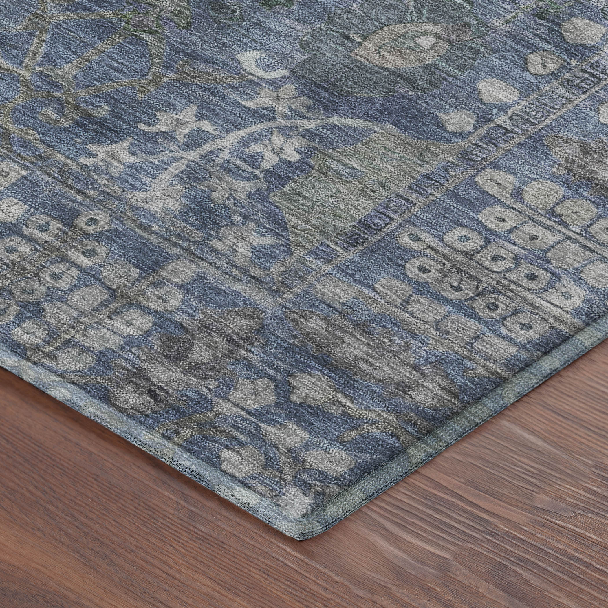 Montevideo Machine Washable Traditional Blue Rug 1'8" x 2'6" #shape_Rectangle