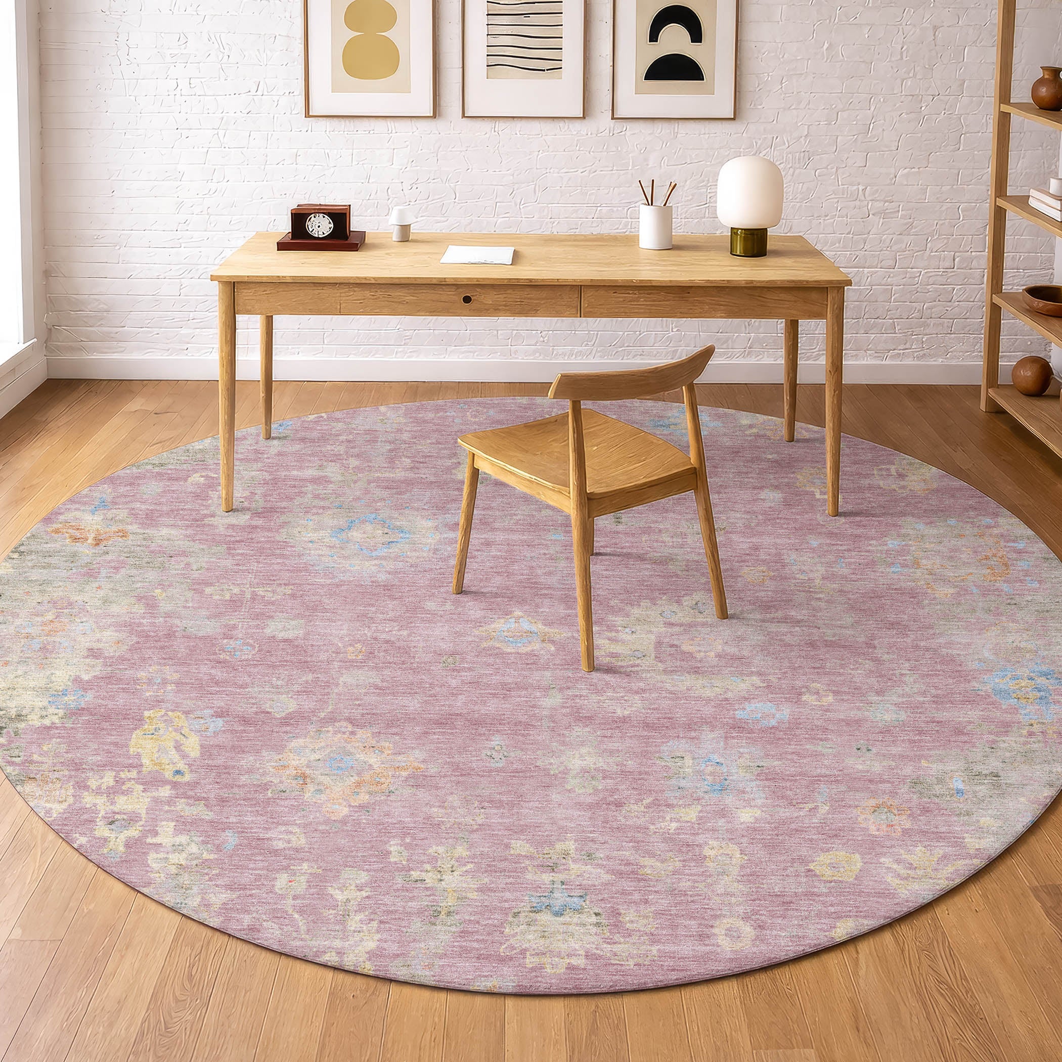 Colombo Machine Washable Traditional Pink Rug 8' x 8' #shape_Round