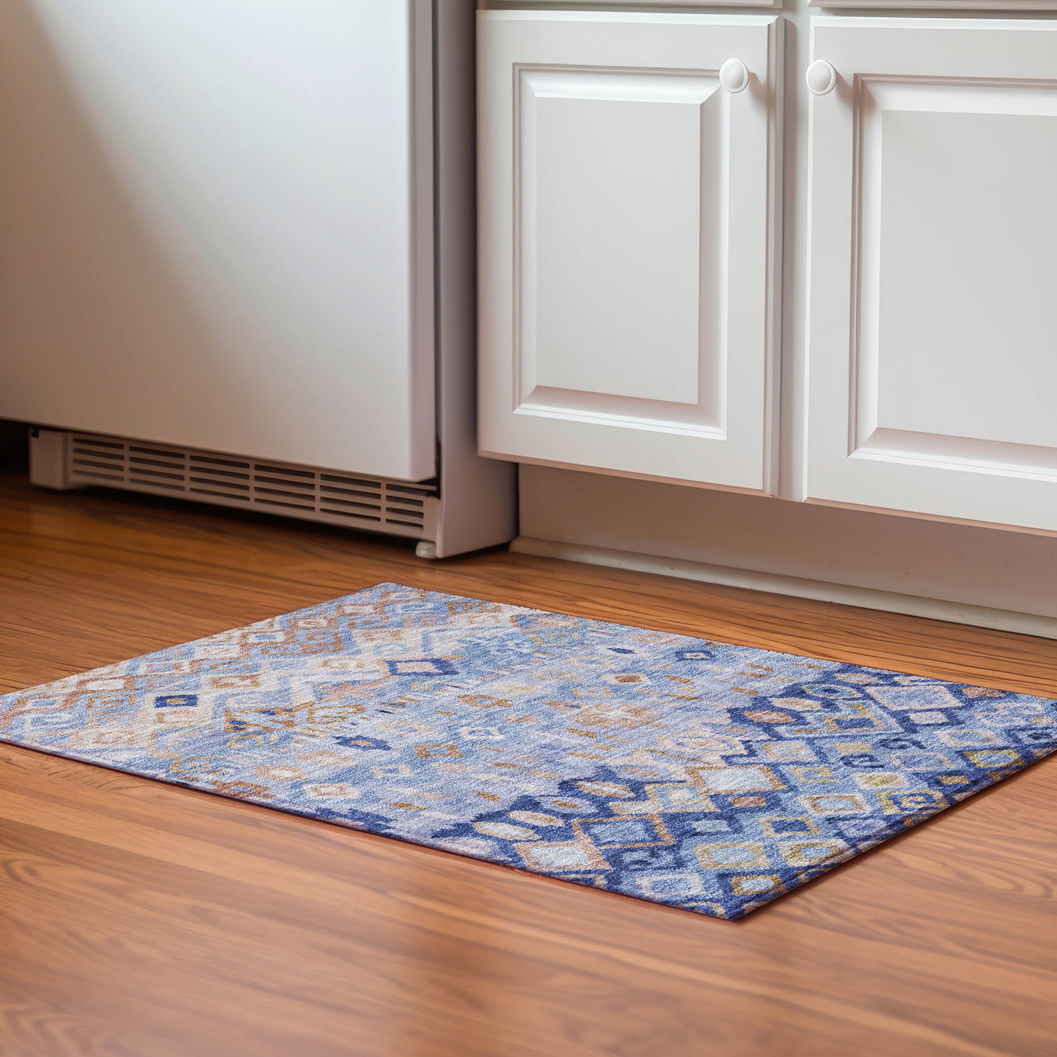 Lucerne Machine Washable Transitional Blue Rug 1'8" x 2'6" #shape_Rectangle