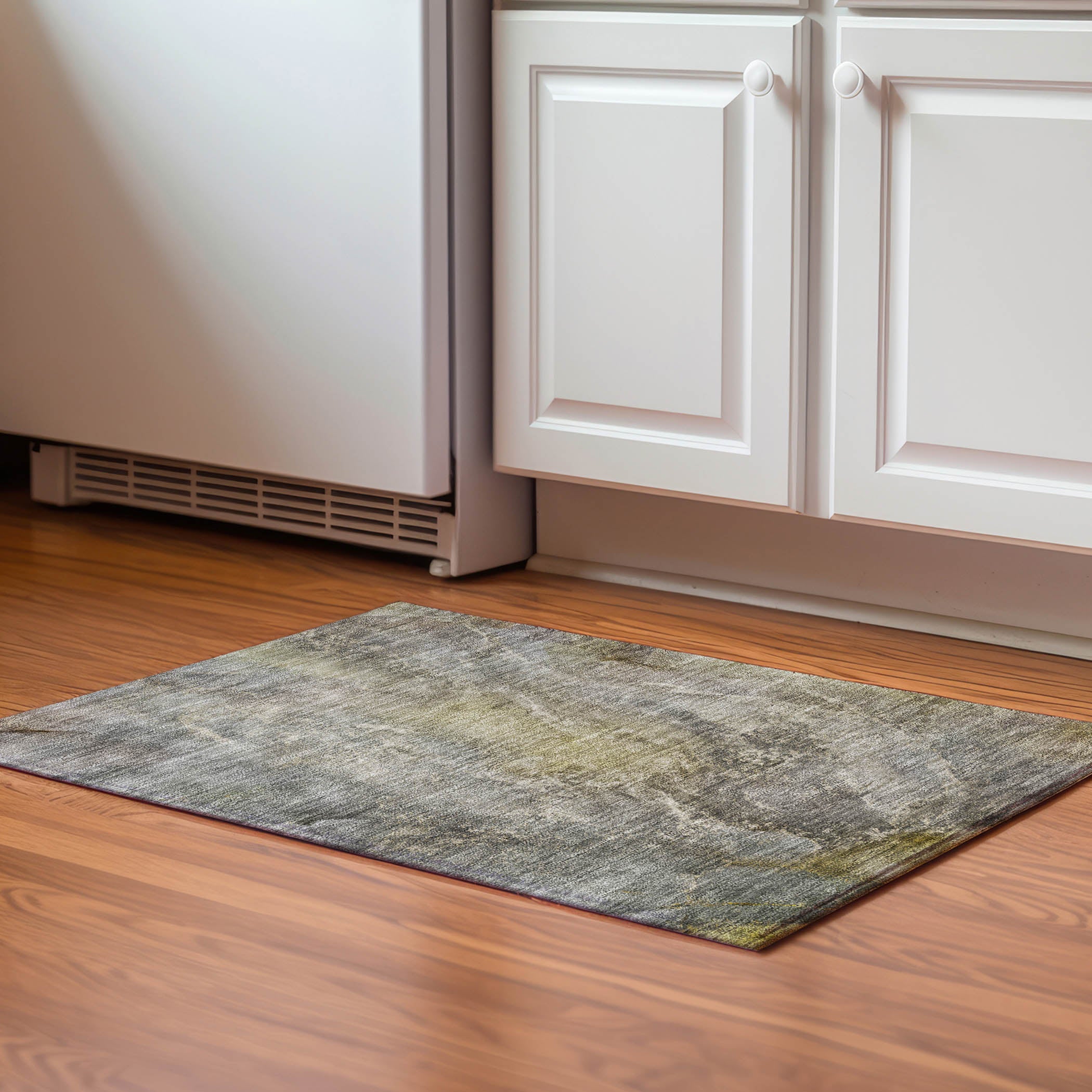 Sintra Machine Washable Transitional Pewter Gray Rug 1'8" x 2'6" #shape_Rectangle