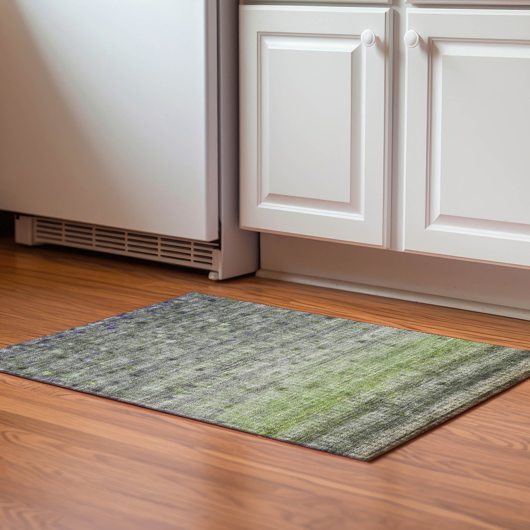 Oaxaca Machine Washable Transitional Green Rug 1'8" x 2'6" #shape_Rectangle