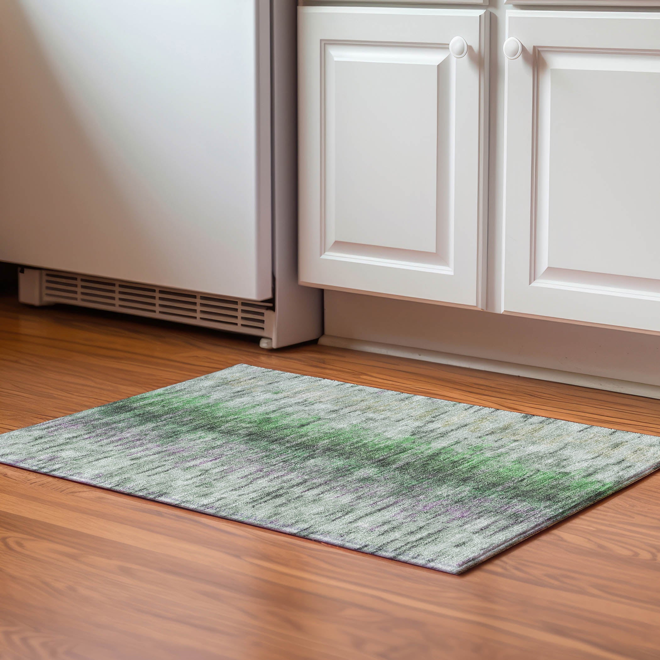 Marrakech Machine Washable Transitional Green Rug 1'8" x 2'6" #shape_Rectangle