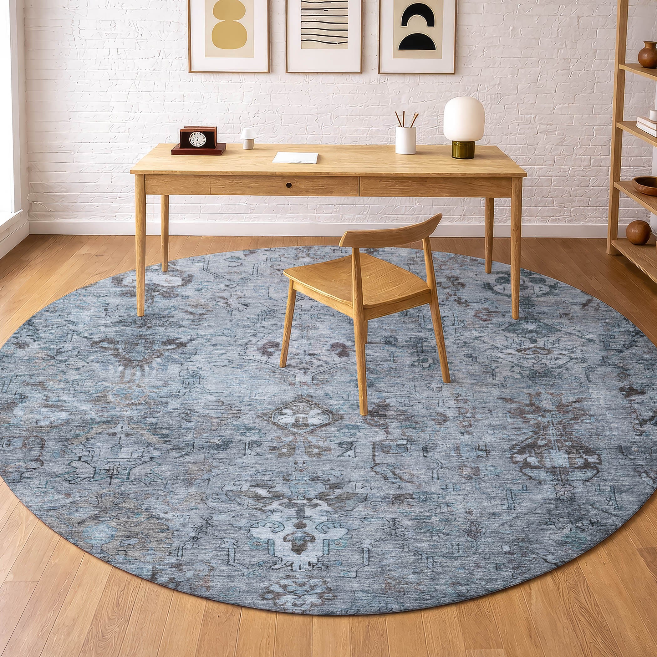 Istanbul Machine Washable Traditional Blue Rug 8' x 8' #shape_Round