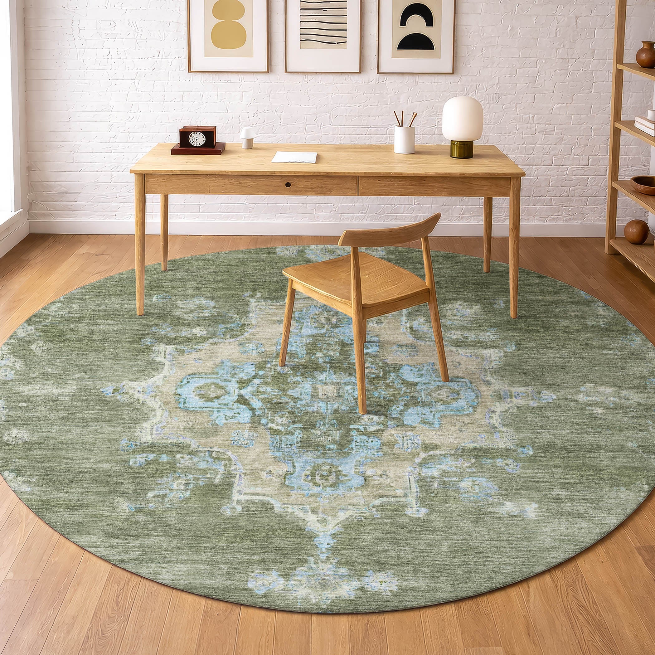 Kotor Machine Washable Traditional Basil Green Rug 8' x 8' #shape_Round