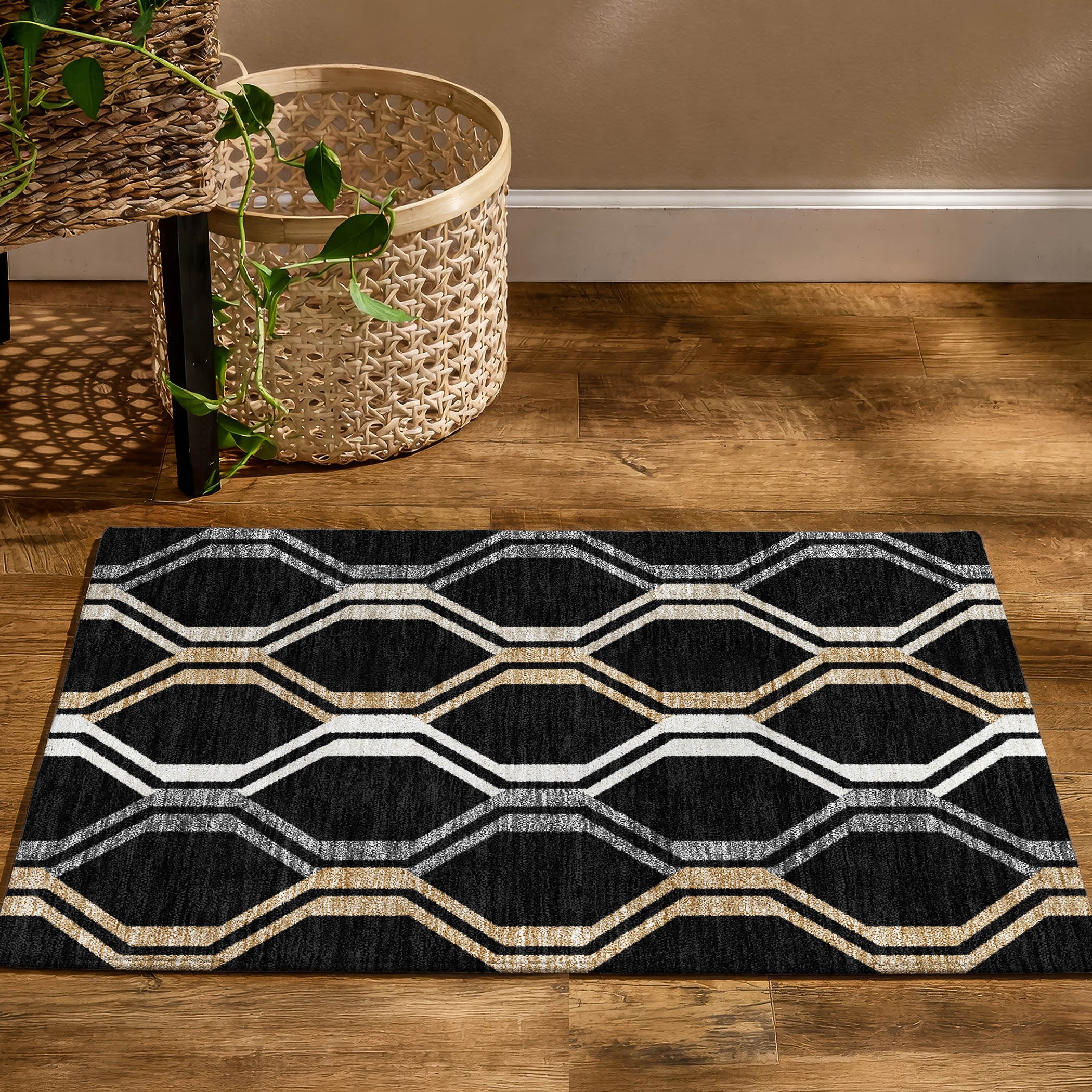 Lucerne Machine Washable Transitional Black Rug 1'8" x 2'6" #shape_Rectangle