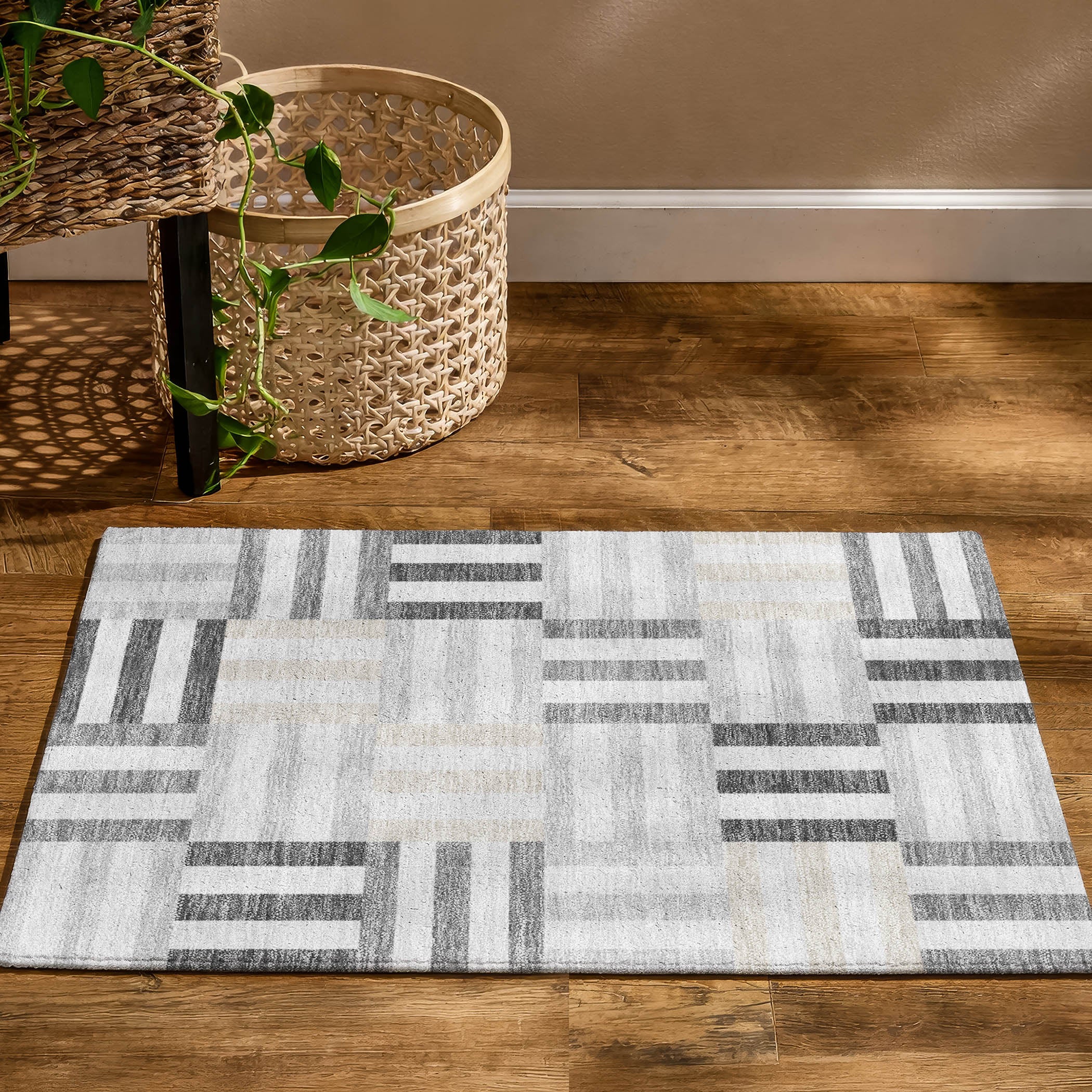 Bruges Machine Washable Transitional Gray Rug 1'8" x 2'6" #shape_Rectangle