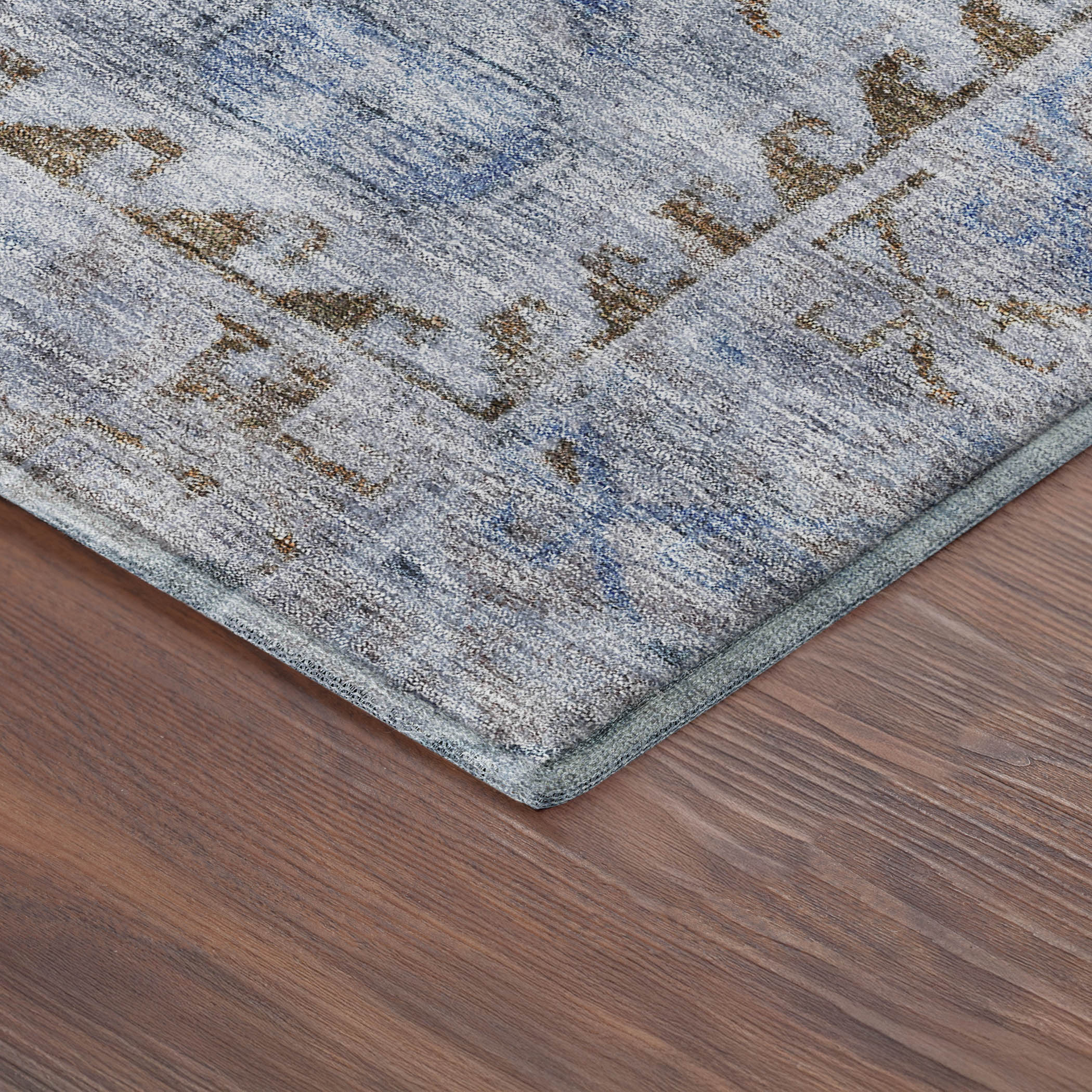 Sarajevo Machine Washable Traditional Sky Blue Rug 1'8" x 2'6" #shape_Rectangle