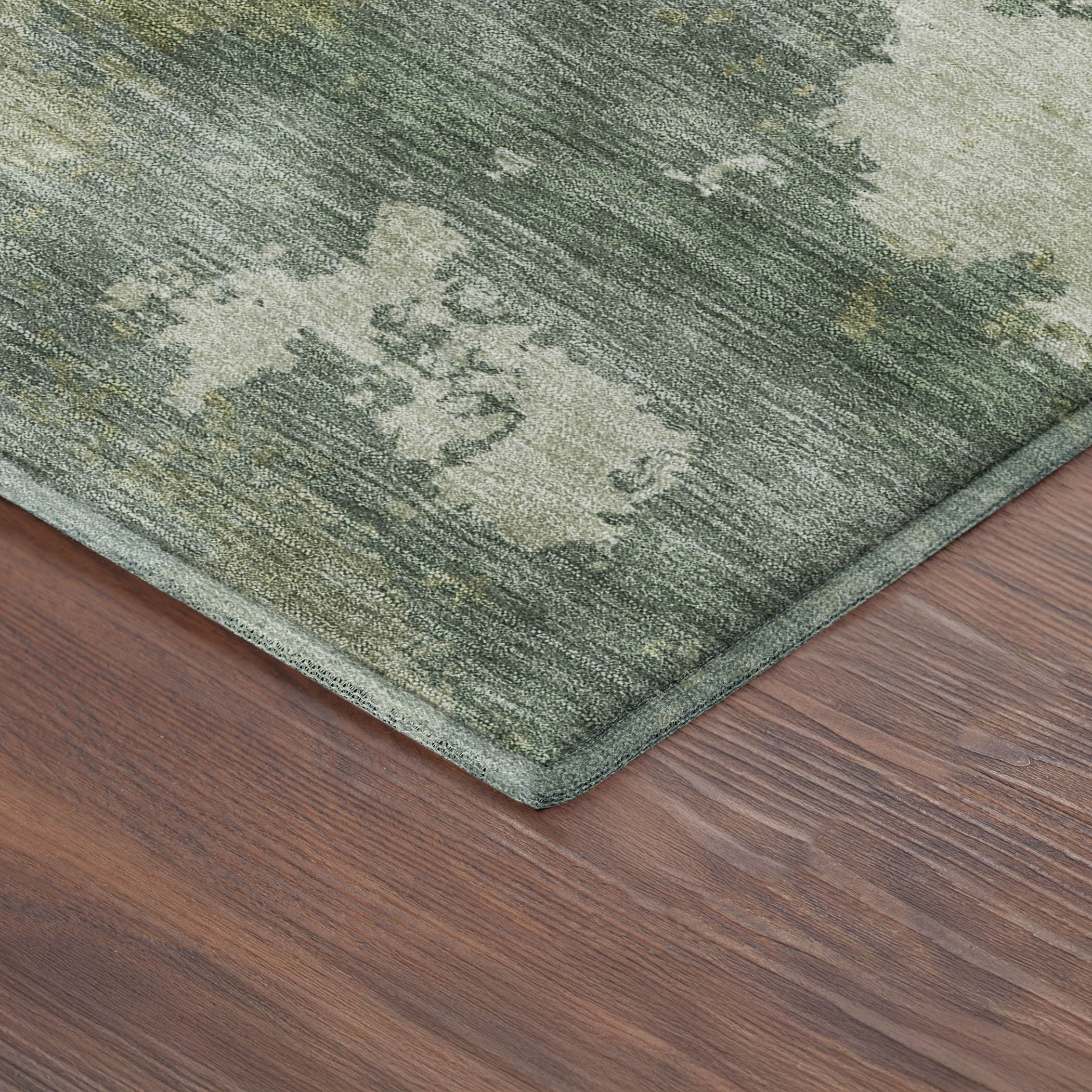 Seville Machine Washable Traditional Fern Green Rug 1'8" x 2'6" #shape_Rectangle