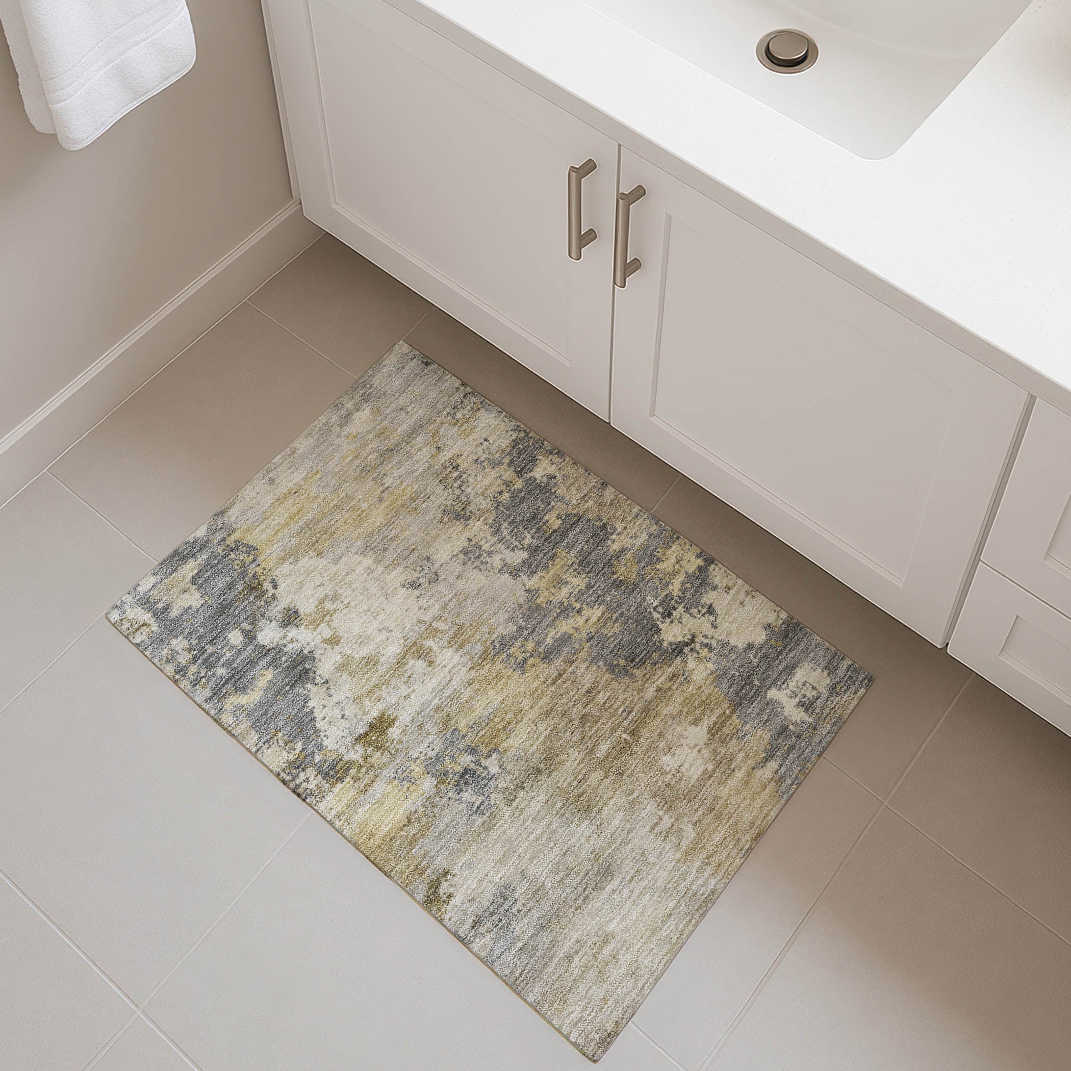 Seville Machine Washable Traditional Gray Rug 1'8" x 2'6" #shape_Rectangle