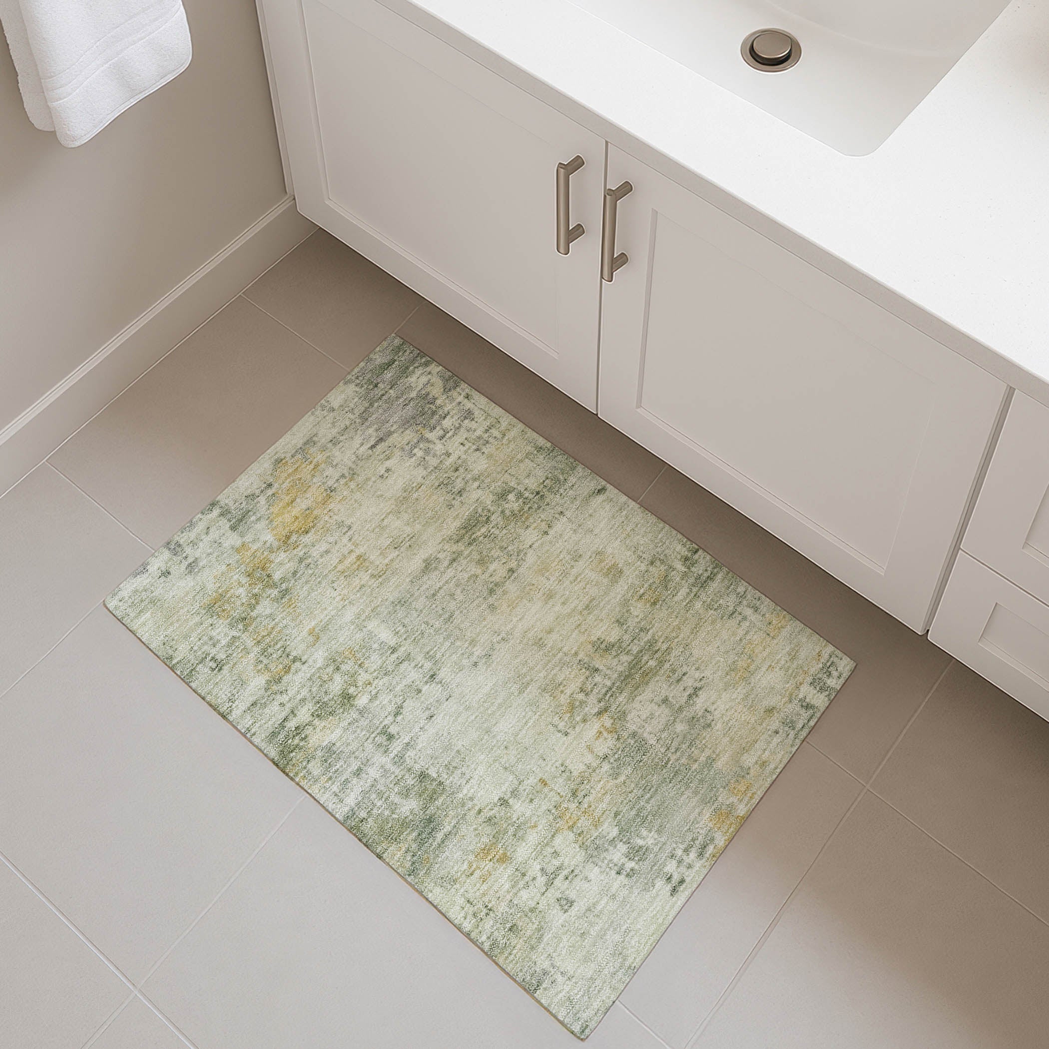 Bogota Machine Washable Traditional Aloe Green Rug 1'8" x 2'6" #shape_Rectangle