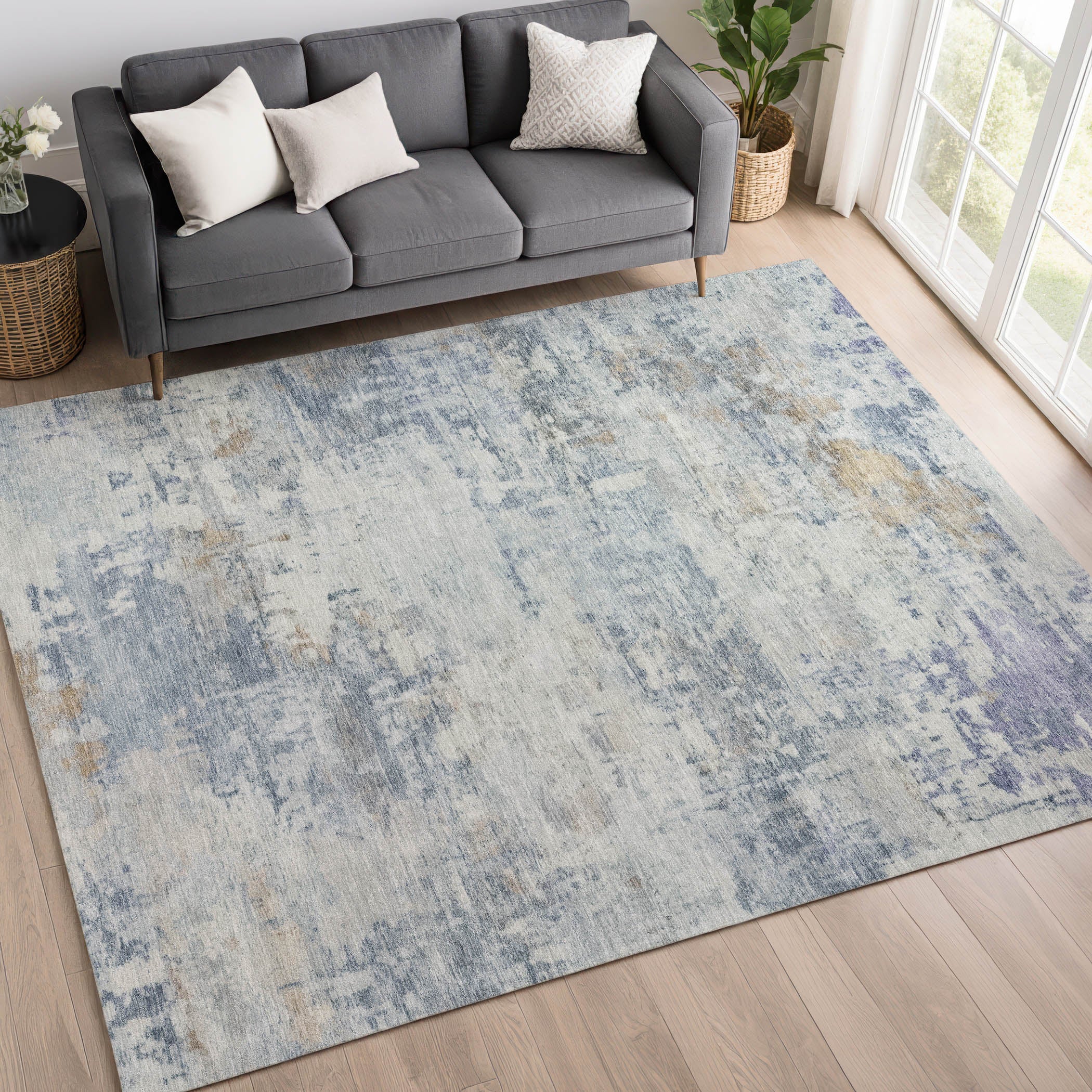 Bogota Machine Washable Traditional Sky Blue Rug 3' x 5' #shape_Rectangle
