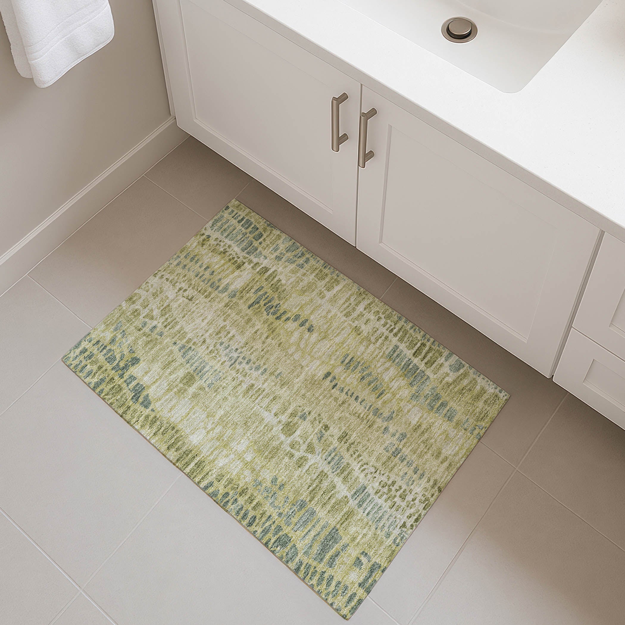 Montevideo Machine Washable Transitional Aloe Green Rug 1'8" x 2'6" #shape_Rectangle