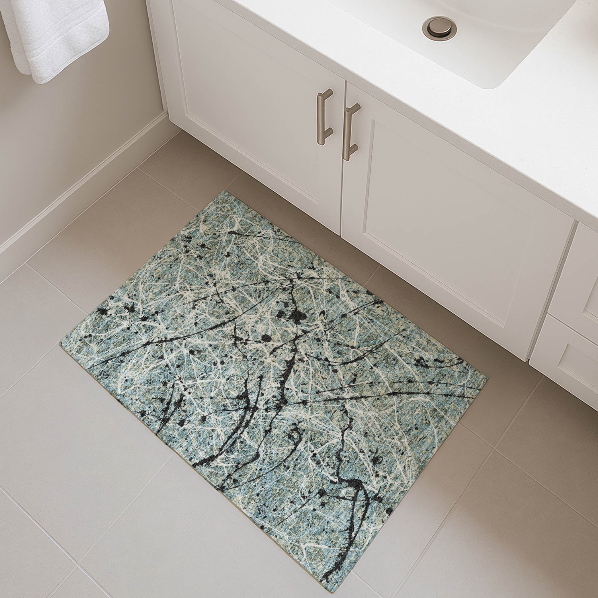 Cusco Machine Washable Traditional Aloe Green Rug 1'8" x 2'6" #shape_Rectangle