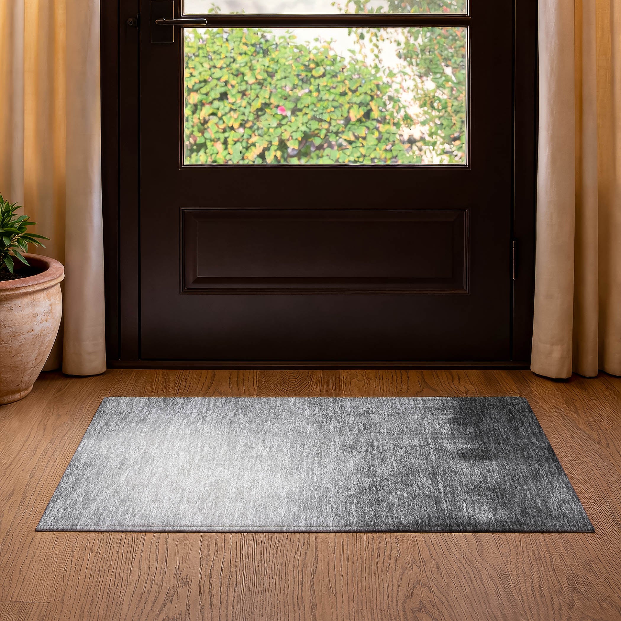 Antigua Machine Washable Transitional Gray Rug 1'8" x 2'6" #shape_Rectangle