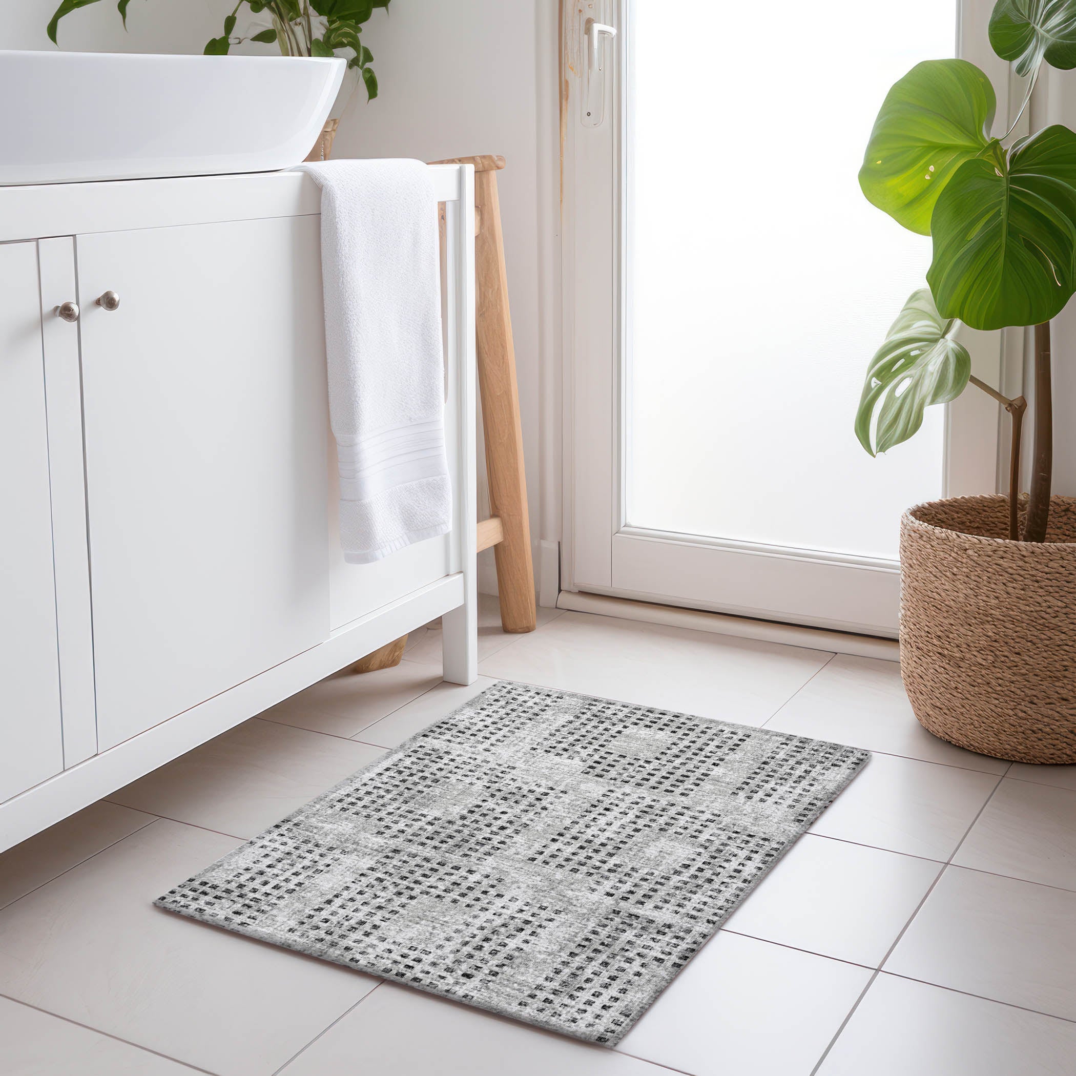 Ghent Machine Washable Transitional Gray Rug 1'8" x 2'6" #shape_Rectangle
