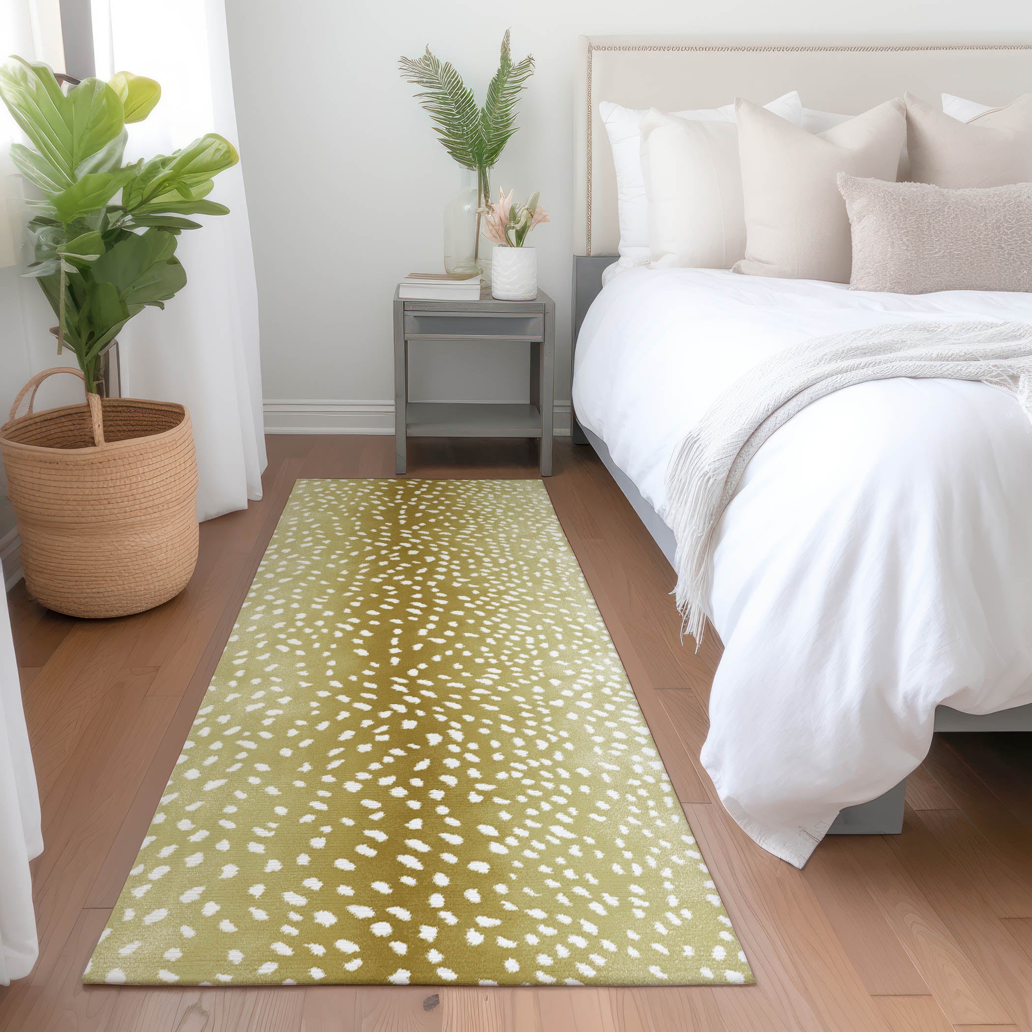 Valletta Machine Washable Animal Skin Pattern Gilded Gold Rug 2'3" x 7'6" #shape_Runner