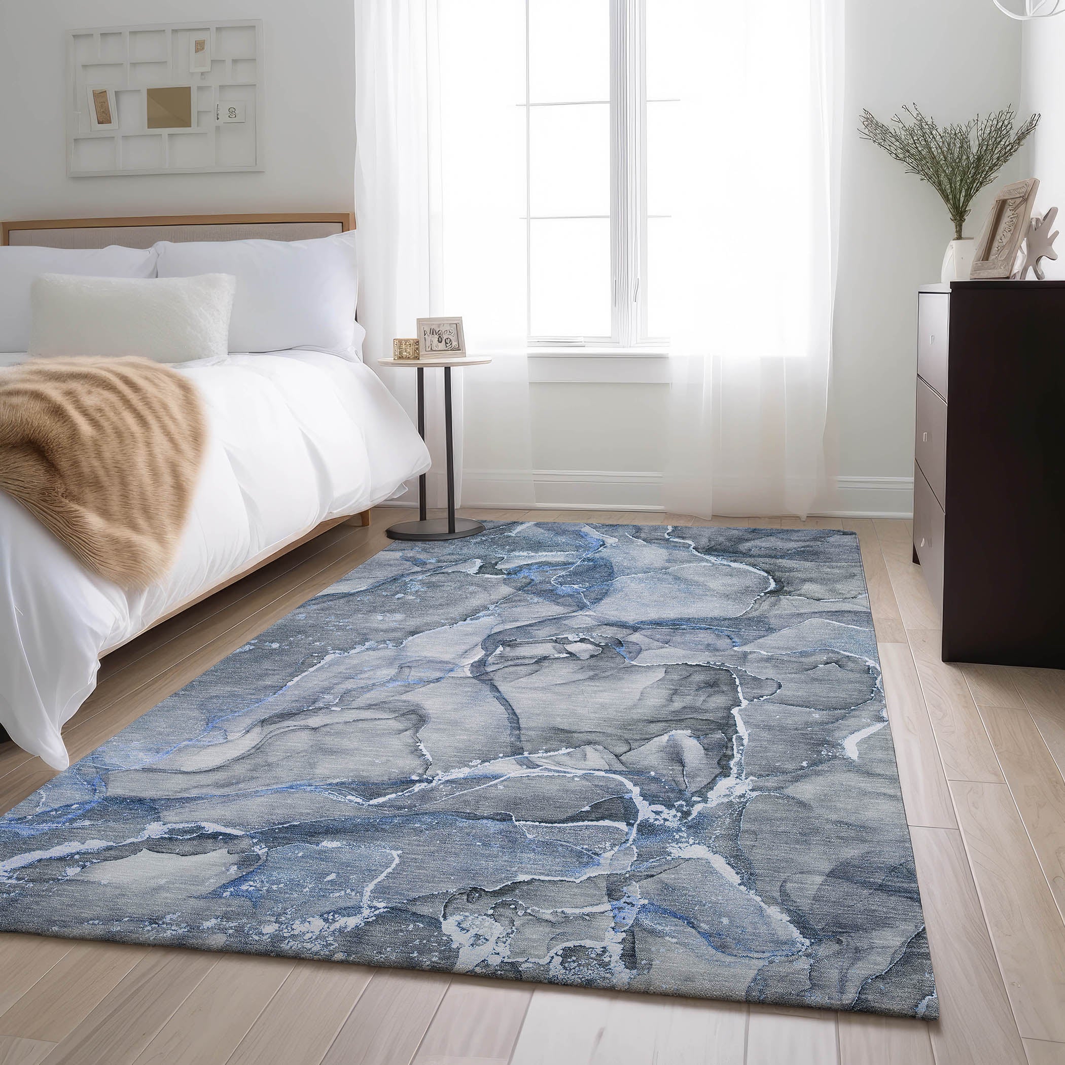 Sintra Machine Washable Transitional Blue Rug 2'6" x 3'10" #shape_Rectangle