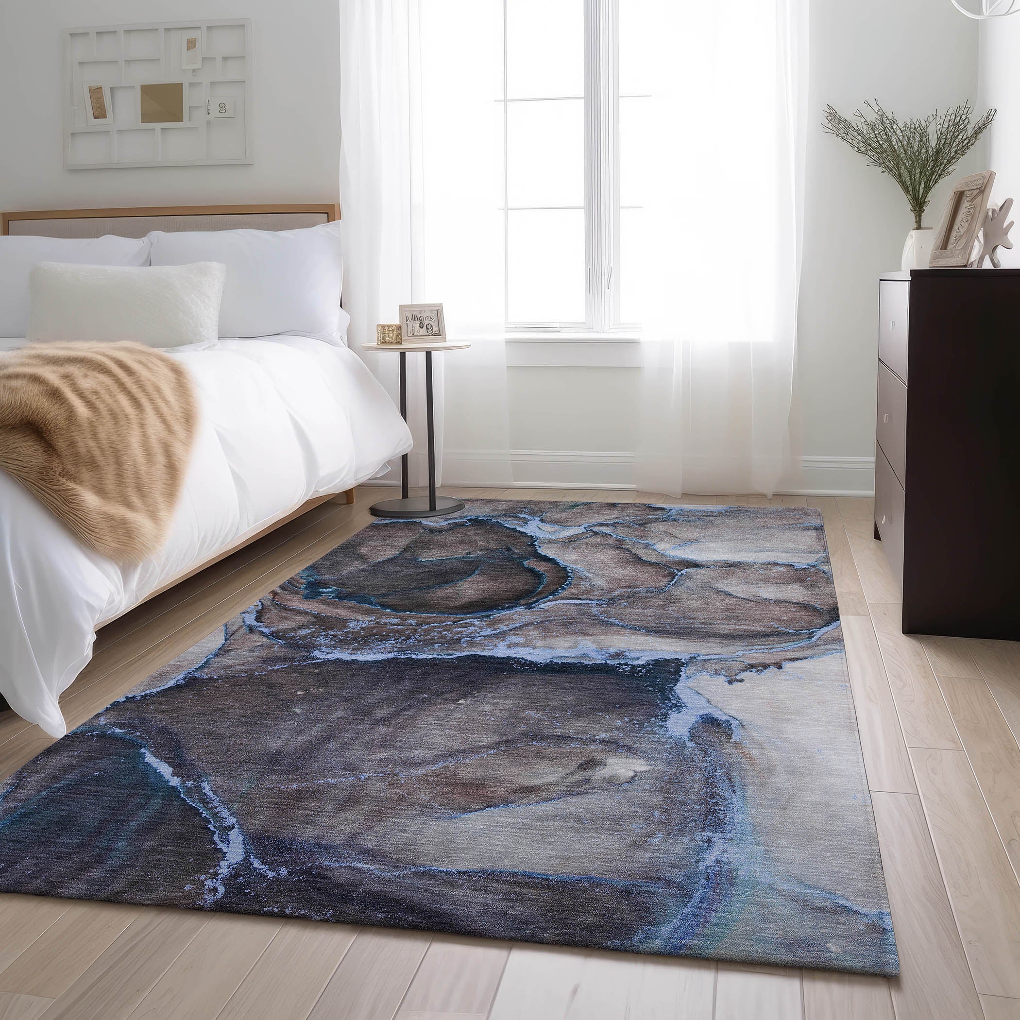 Tallinn Machine Washable Contemporary Navy Blue Rug 2'6" x 3'10" #shape_Rectangle
