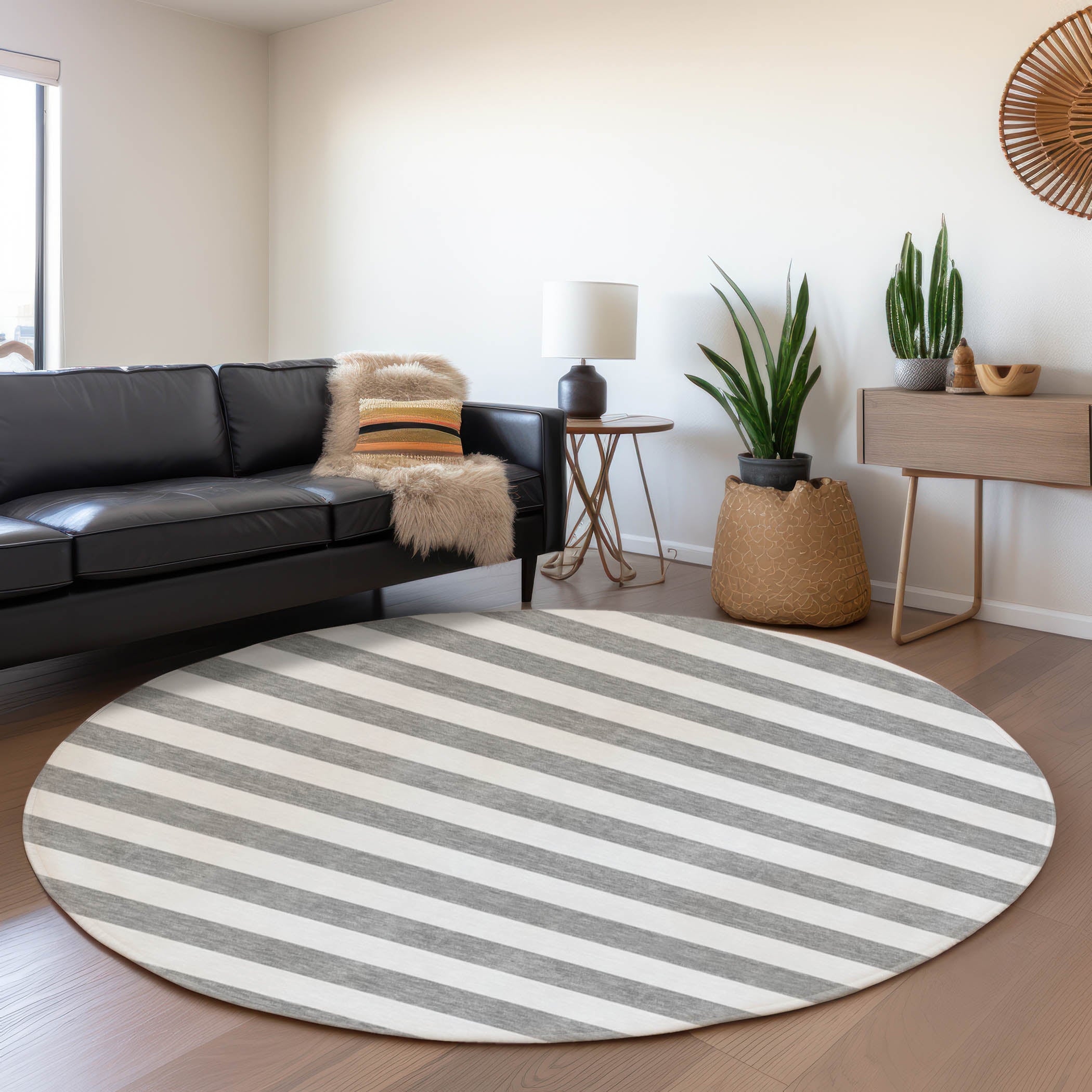 Budapest Machine Washable Transitional Gray Rug 8' x 8' #shape_Round