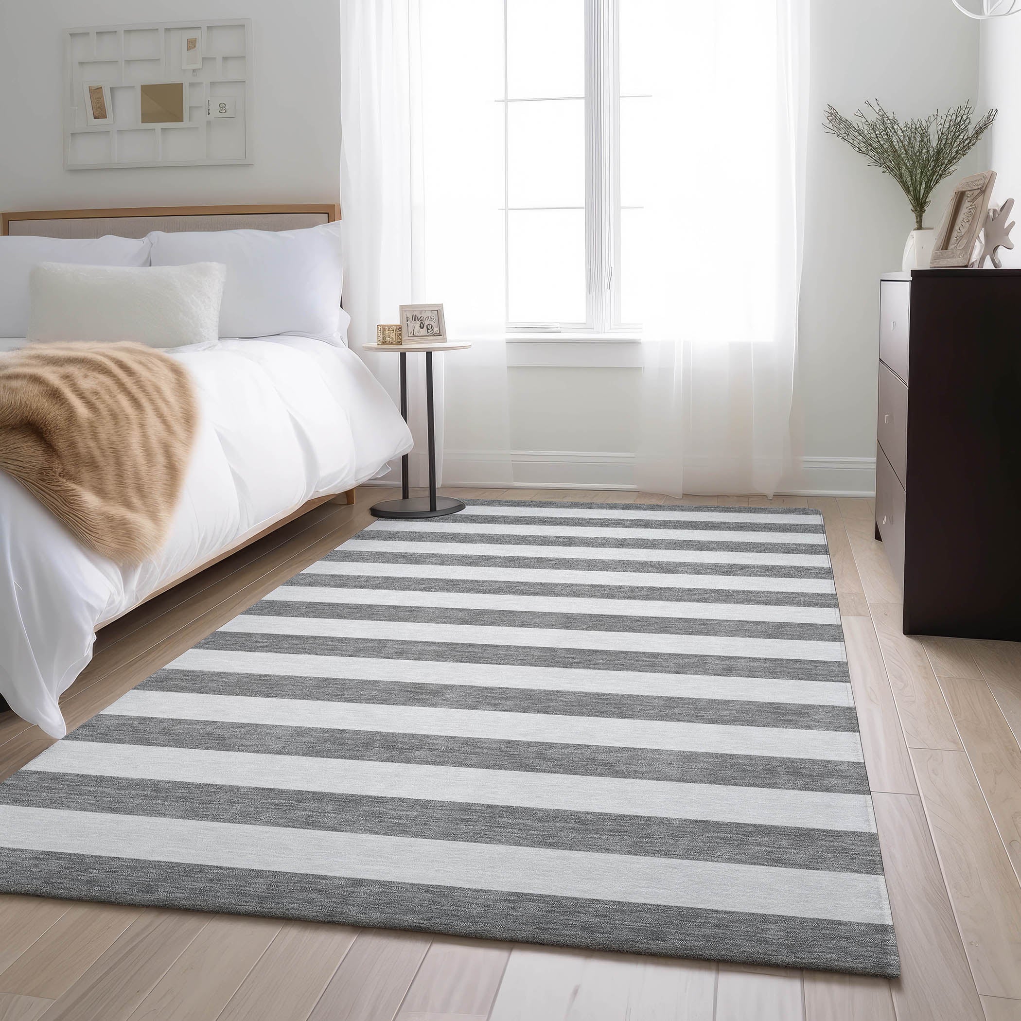 Budapest Machine Washable Transitional Gray Rug 2'6" x 3'10" #shape_Rectangle
