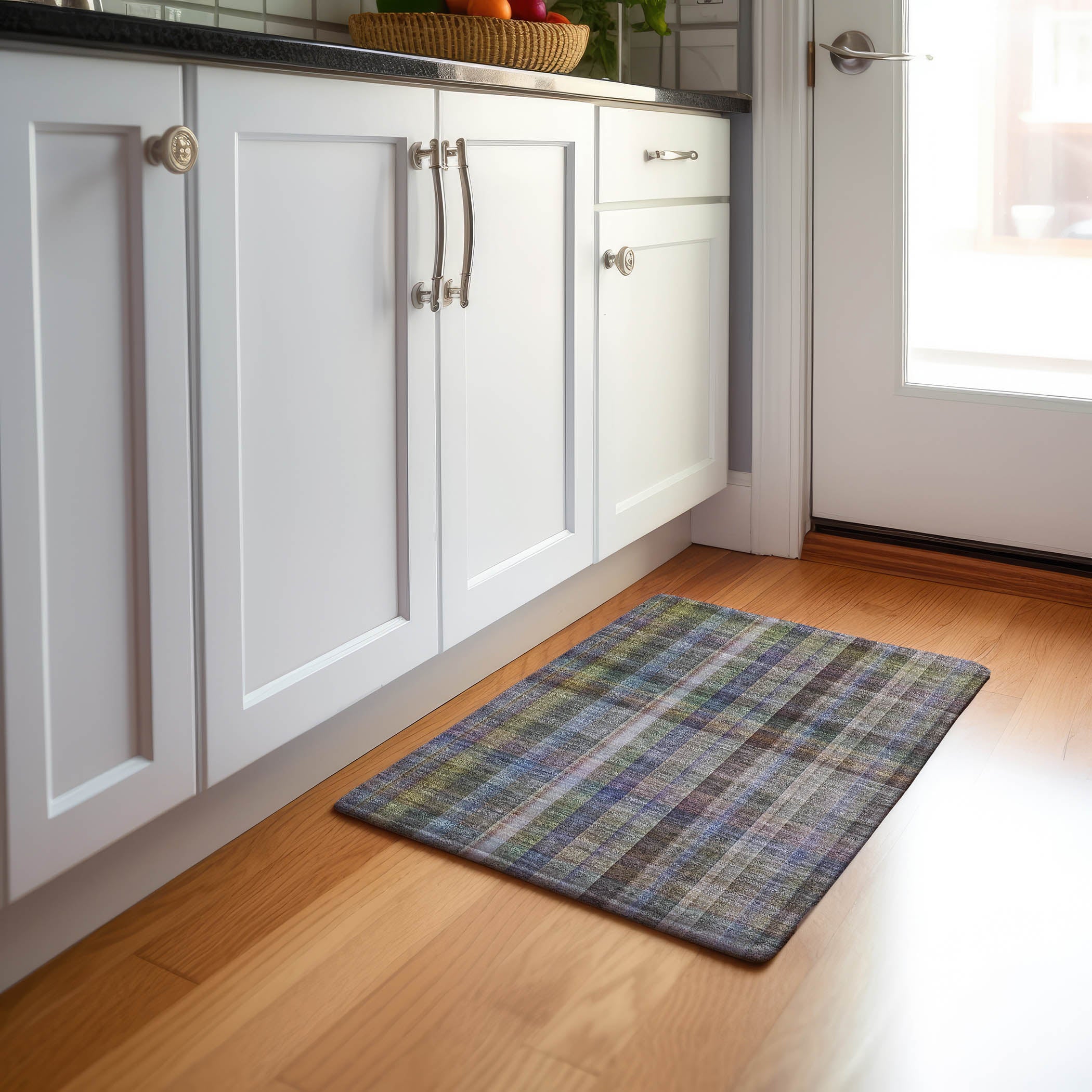 Mdina Machine Washable Transitional Pewter Gray Rug 1'8" x 2'6" #shape_Rectangle