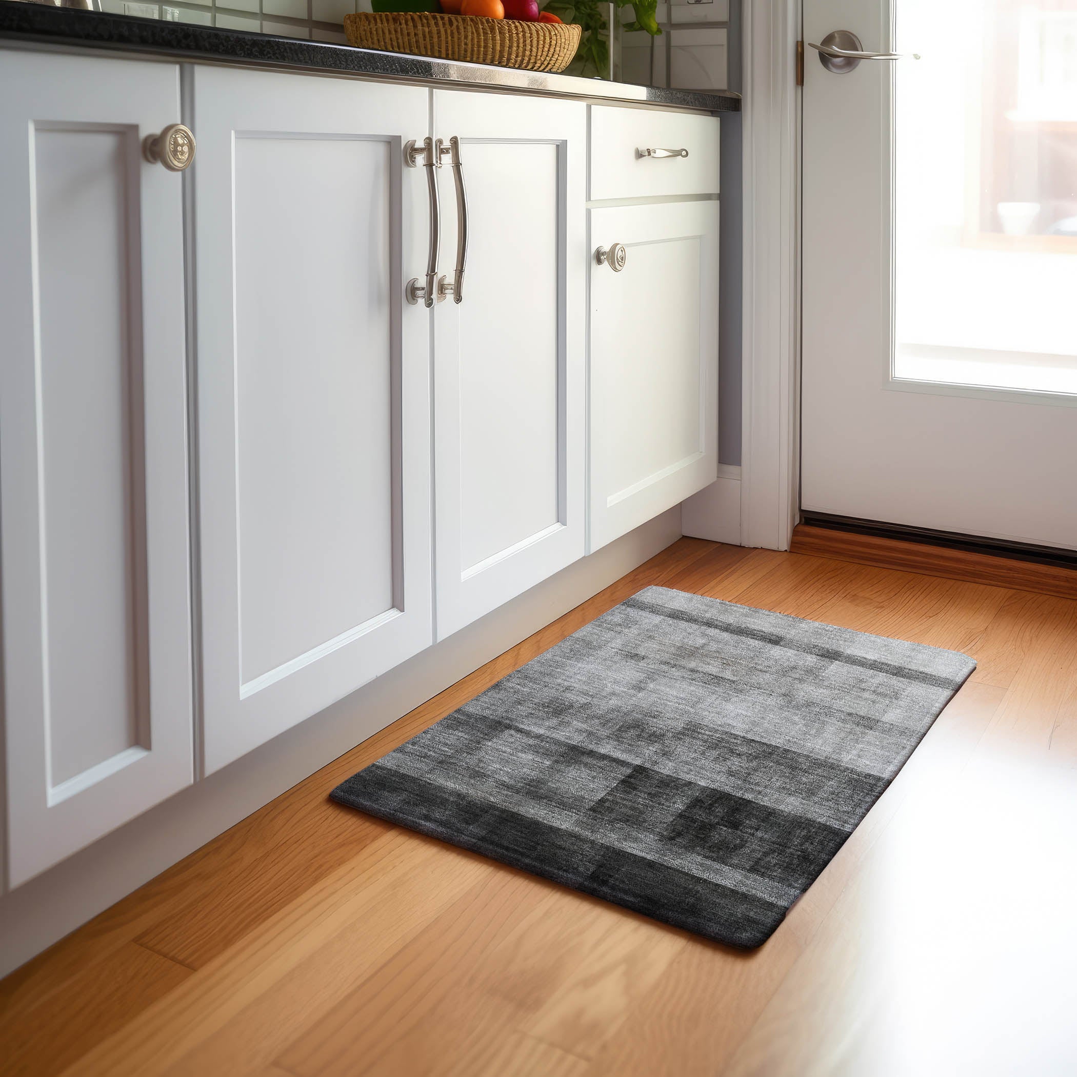 Lucerne Machine Washable Transitional Gray Rug 1'8" x 2'6" #shape_Rectangle