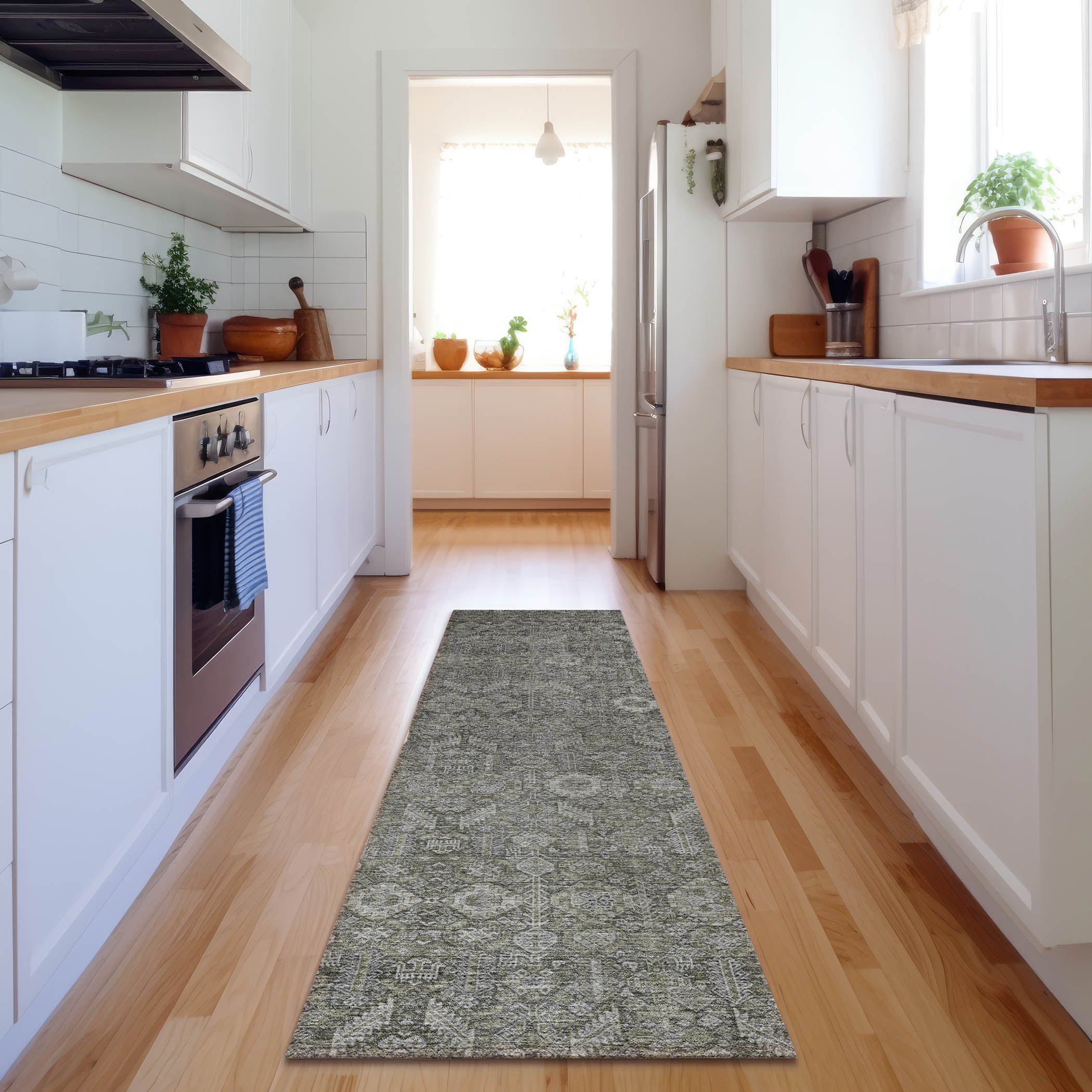Lucerne Machine Washable Transitional Gray Rug 2'3" x 7'6" #shape_Runner
