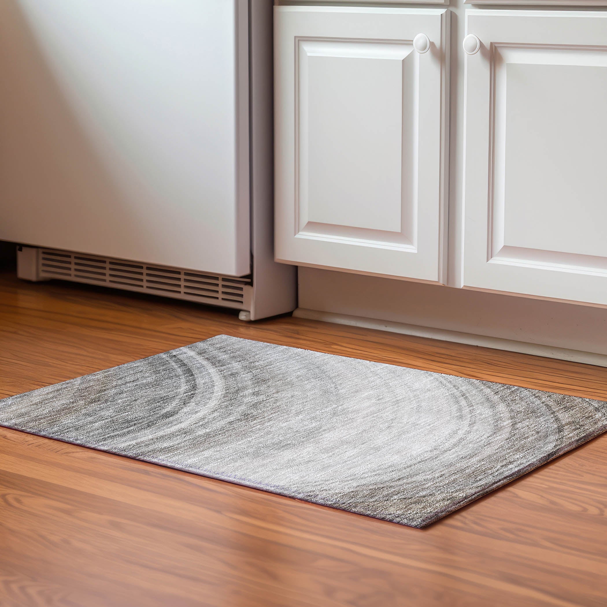 Mdina Machine Washable Transitional Gray Rug 1'8" x 2'6" #shape_Rectangle