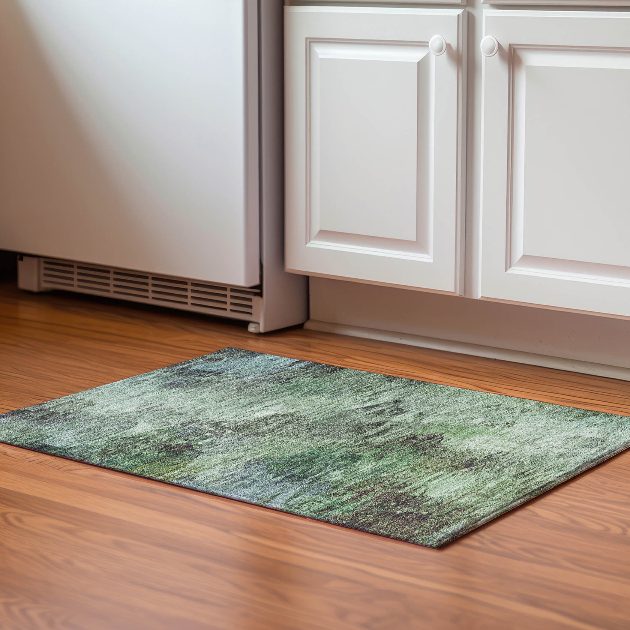 Mdina Machine Washable Transitional Green Rug 1'8" x 2'6" #shape_Rectangle