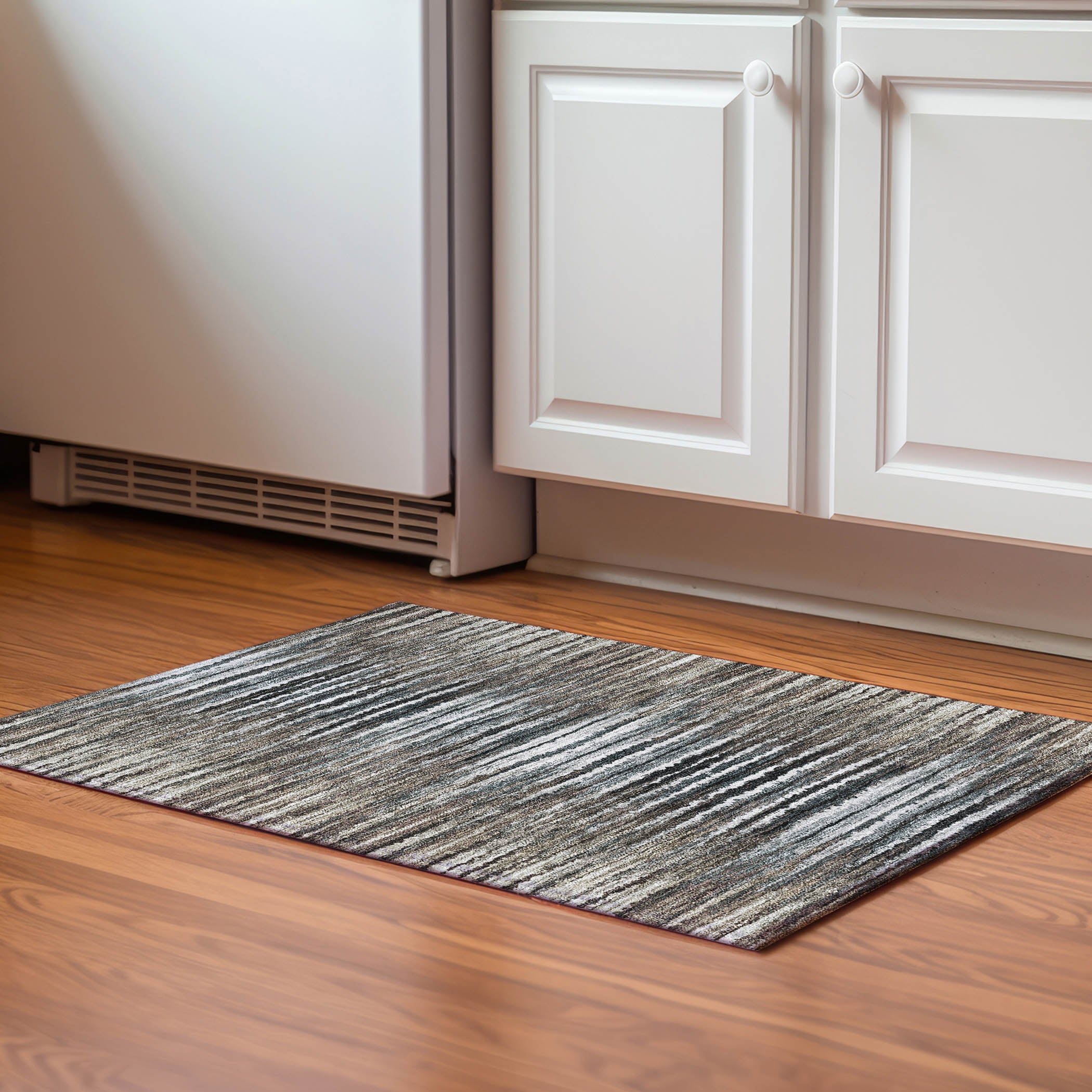Antigua Machine Washable Traditional Brown Rug 1'8" x 2'6" #shape_Rectangle