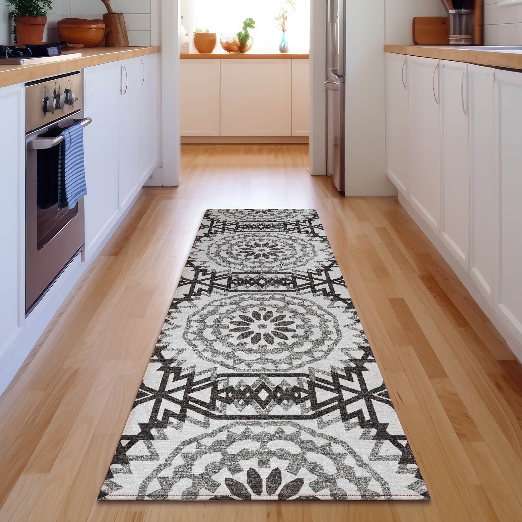 Antigua Machine Washable Transitional White Ivory Rug 2'3" x 7'6" #shape_Runner