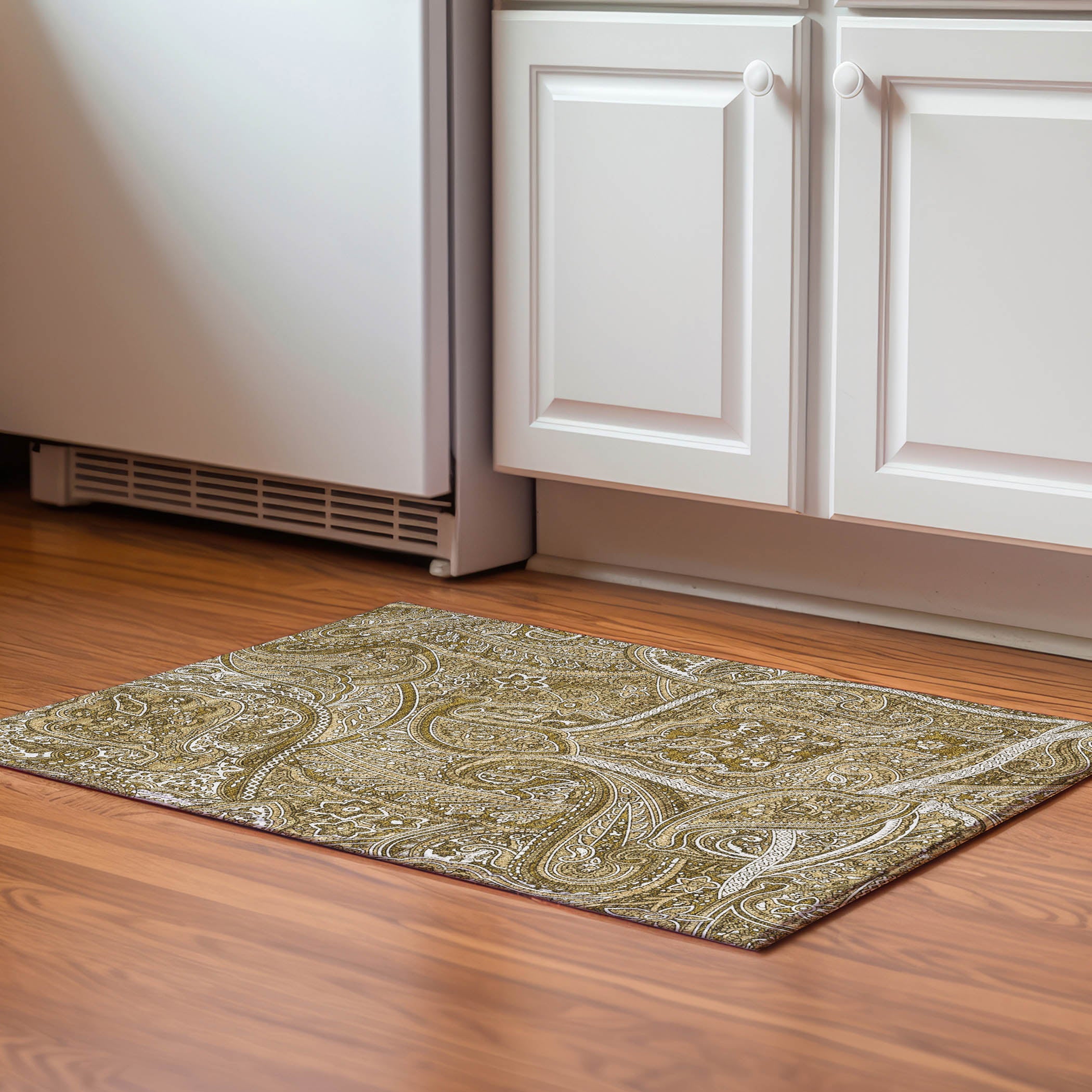 Oaxaca Machine Washable Traditional Brown Rug 1'8" x 2'6" #shape_Rectangle