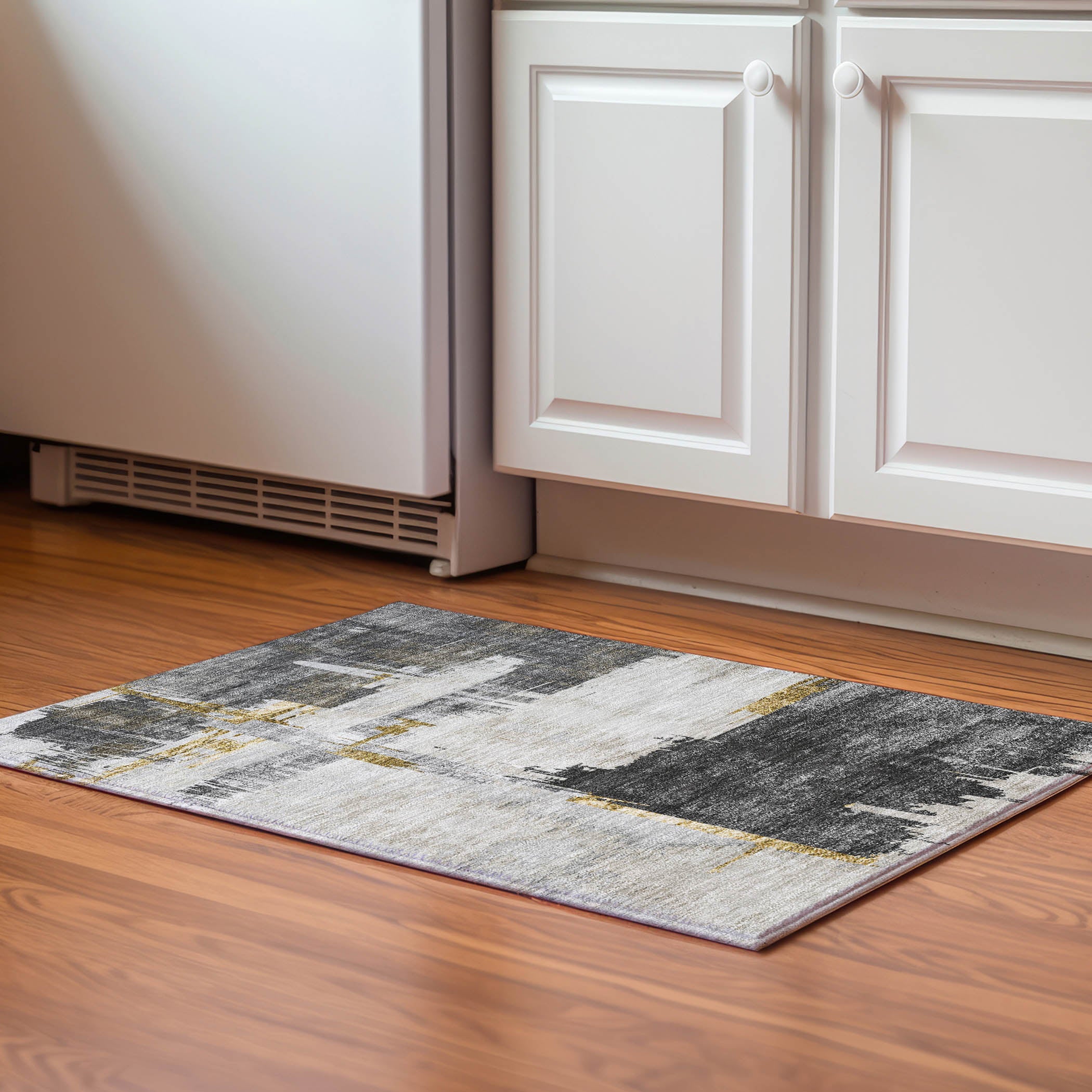 Cairo Machine Washable Traditional Gray Rug 1'8" x 2'6" #shape_Rectangle