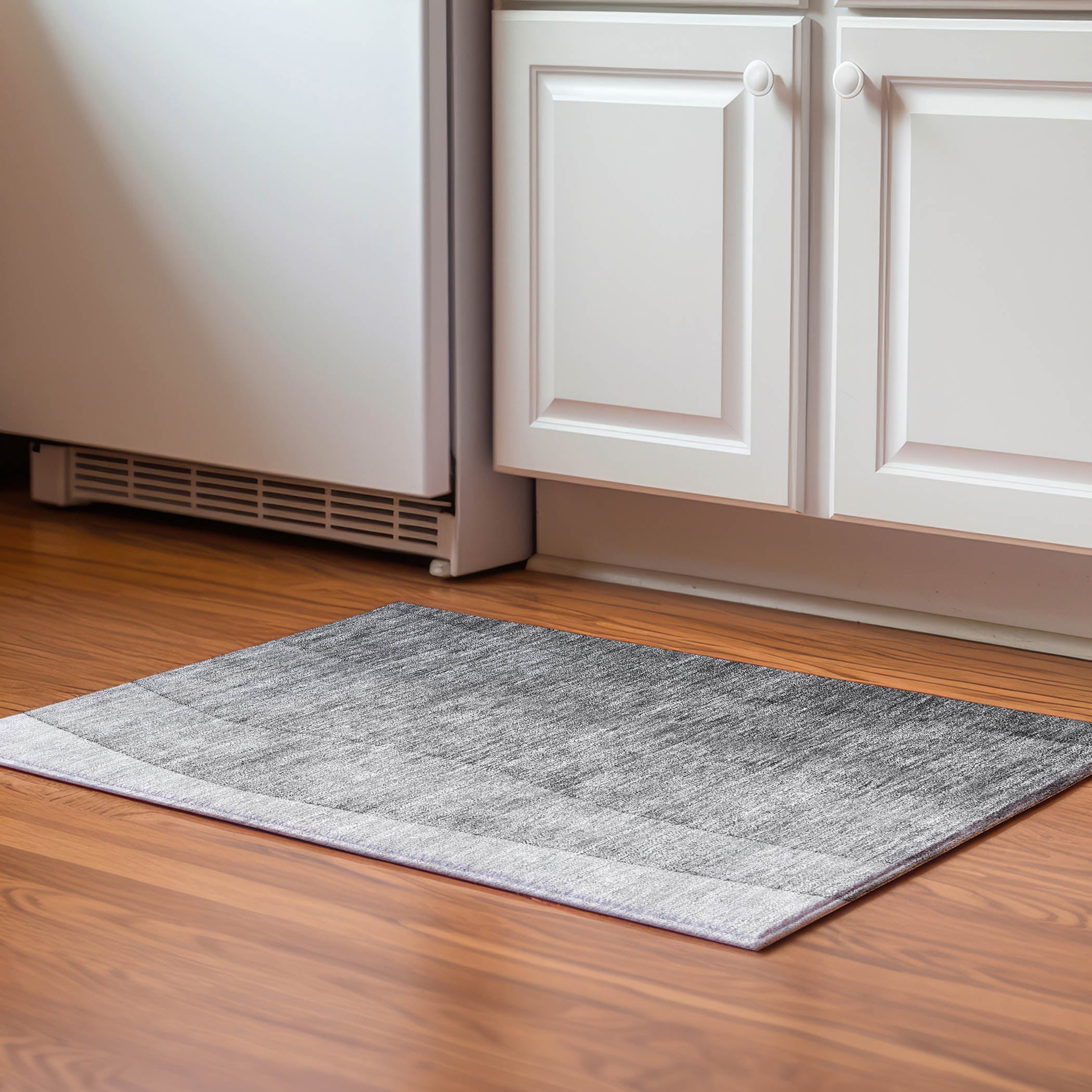 Lucerne Machine Washable Transitional Gray Rug 1'8" x 2'6" #shape_Rectangle