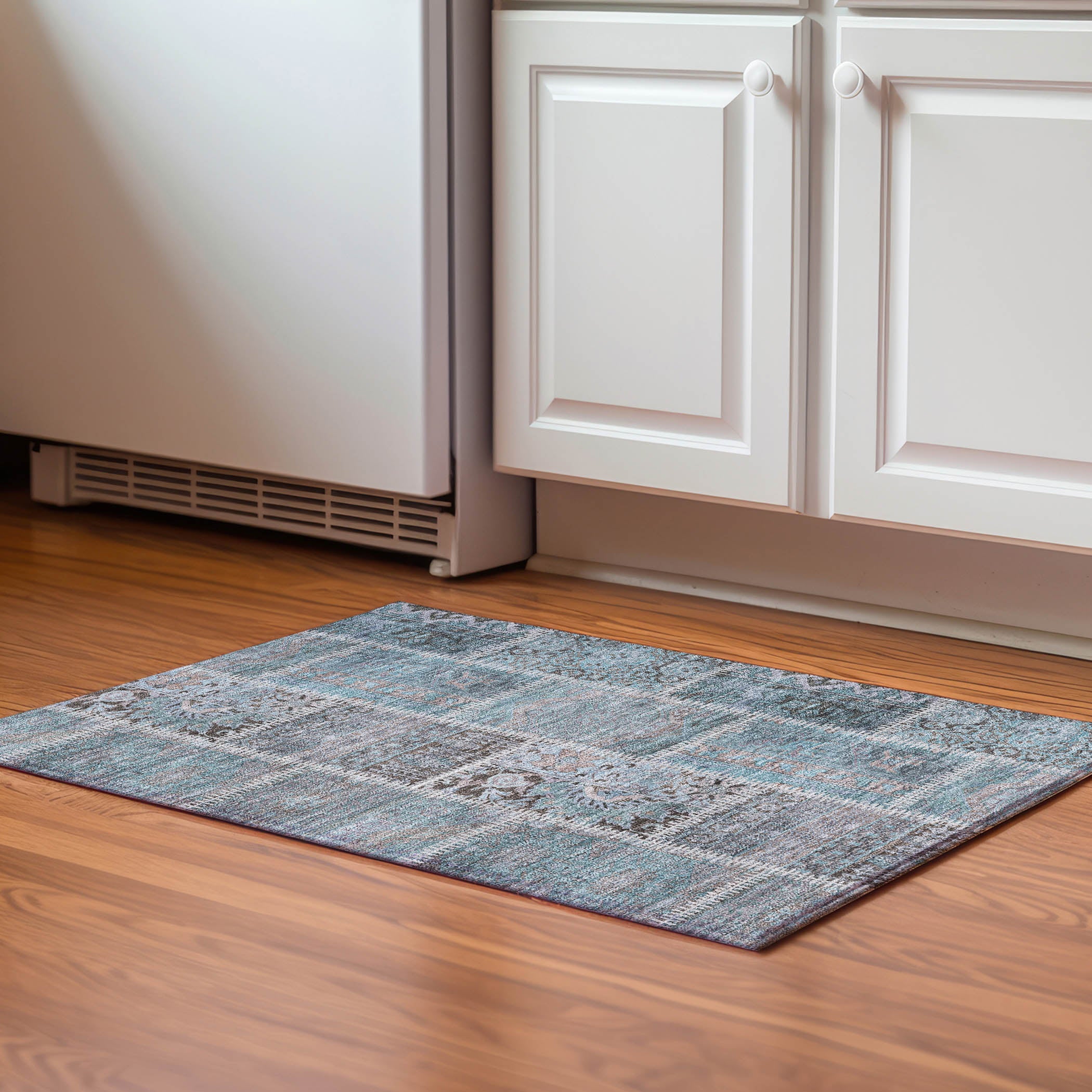 Havana Machine Washable Transitional Teal Rug 1'8" x 2'6" #shape_Rectangle