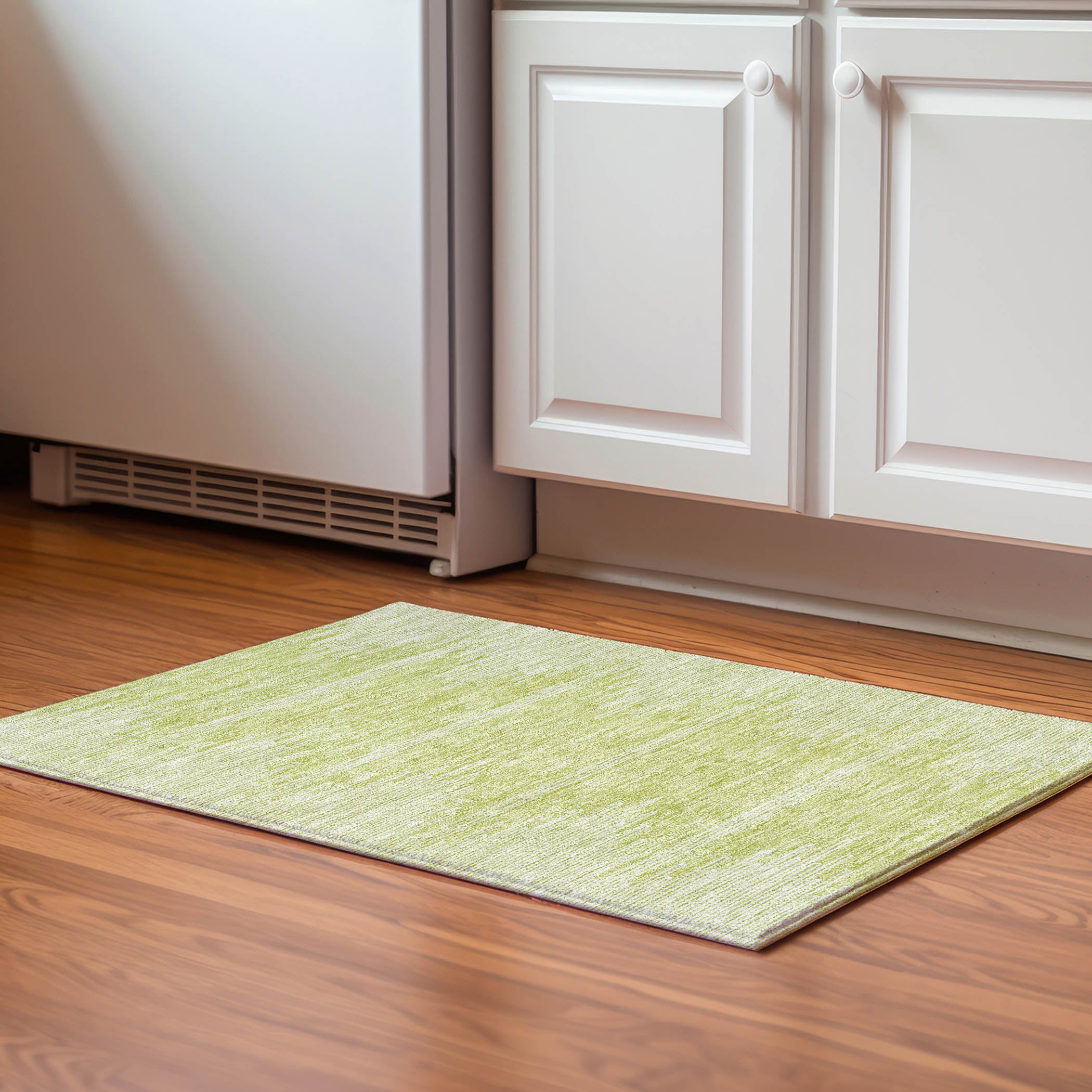 Seoul Machine Washable Transitional Aloe Green Rug 1'8" x 2'6" #shape_Rectangle