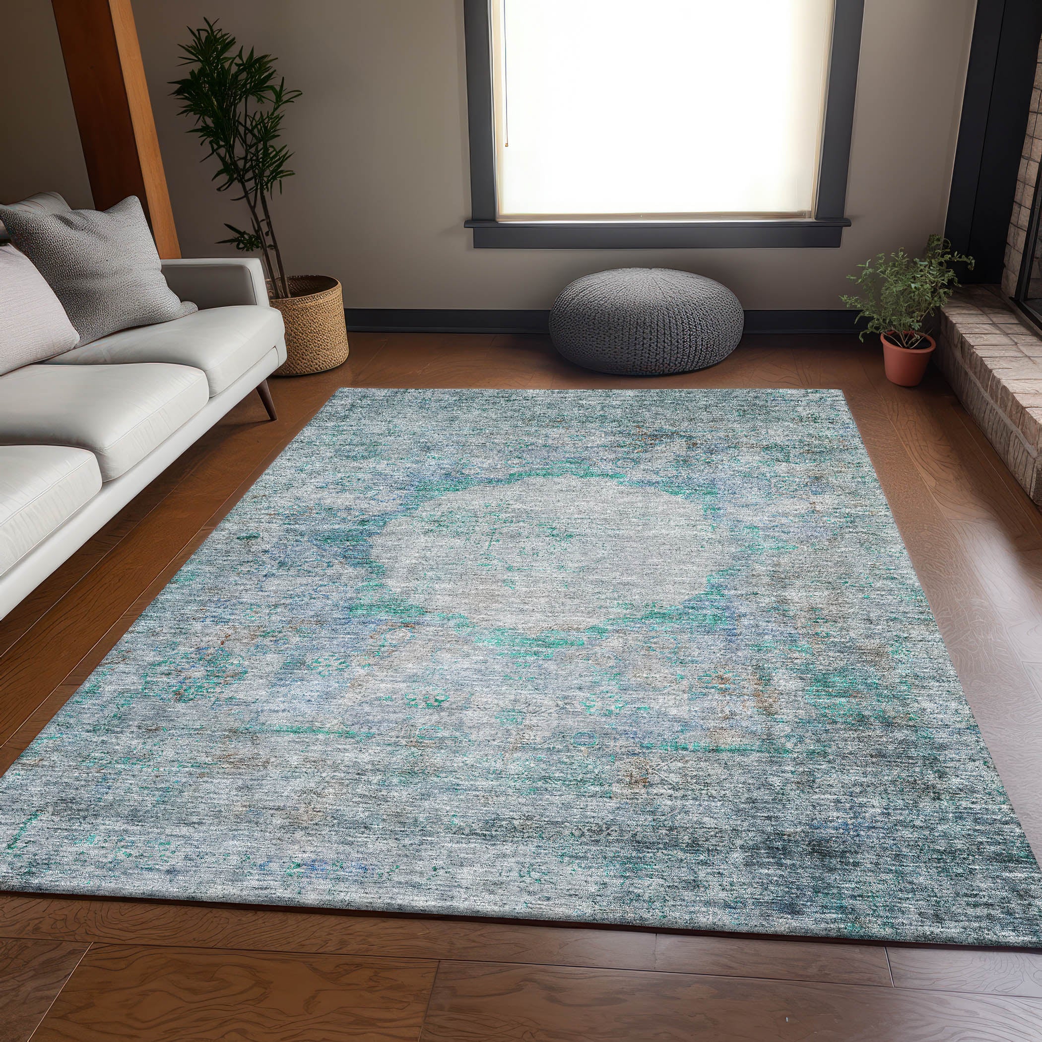 Budapest Machine Washable Traditional Teal Rug 2'6" x 3'10" #shape_Rectangle