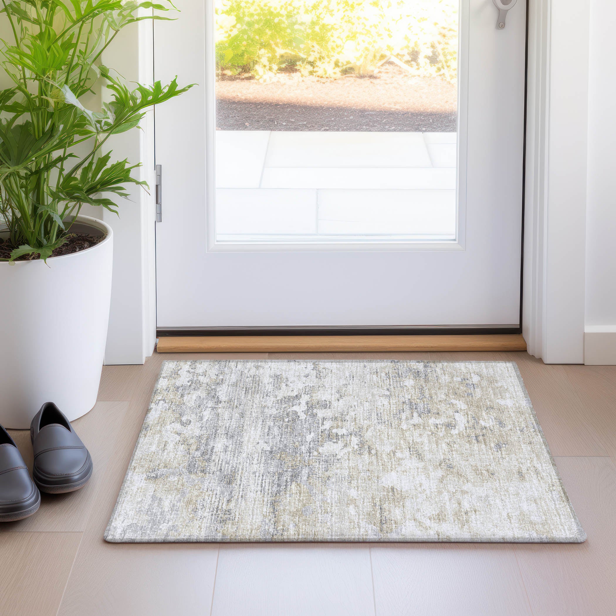 Mdina Machine Washable Transitional Ivory Rug 1'8" x 2'6" #shape_Rectangle