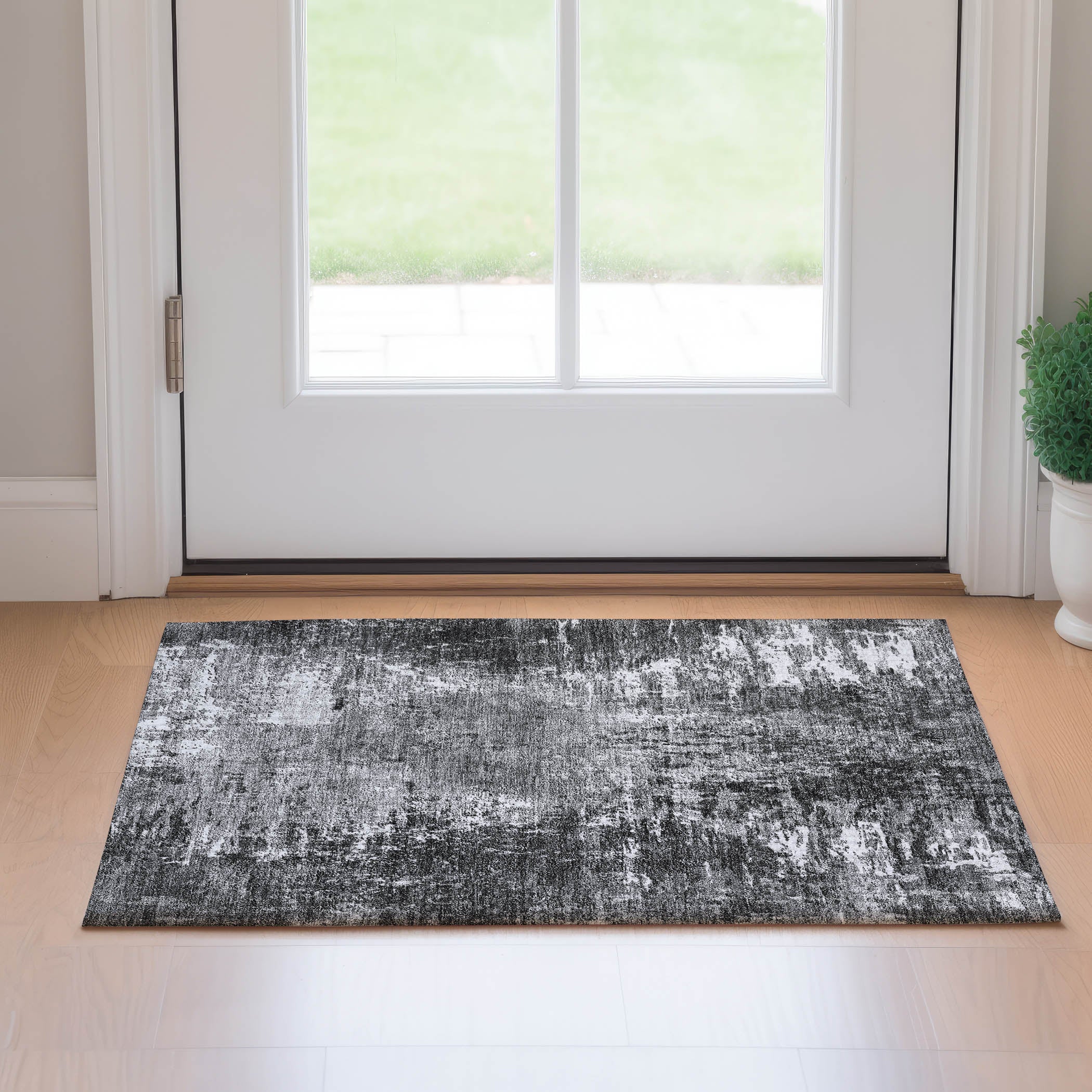Queenstown Machine Washable Transitional Gray Rug 1'8" x 2'6" #shape_Rectangle
