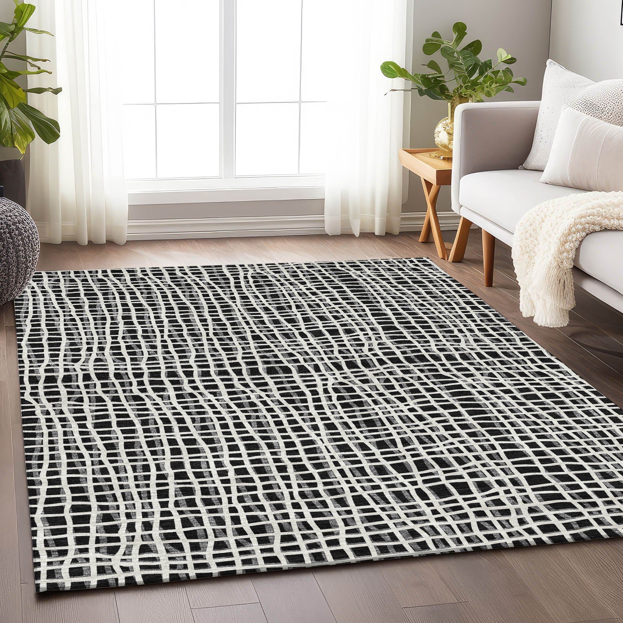 Mostar Machine Washable Transitional Black Rug 2'6" x 3'10" #shape_Rectangle